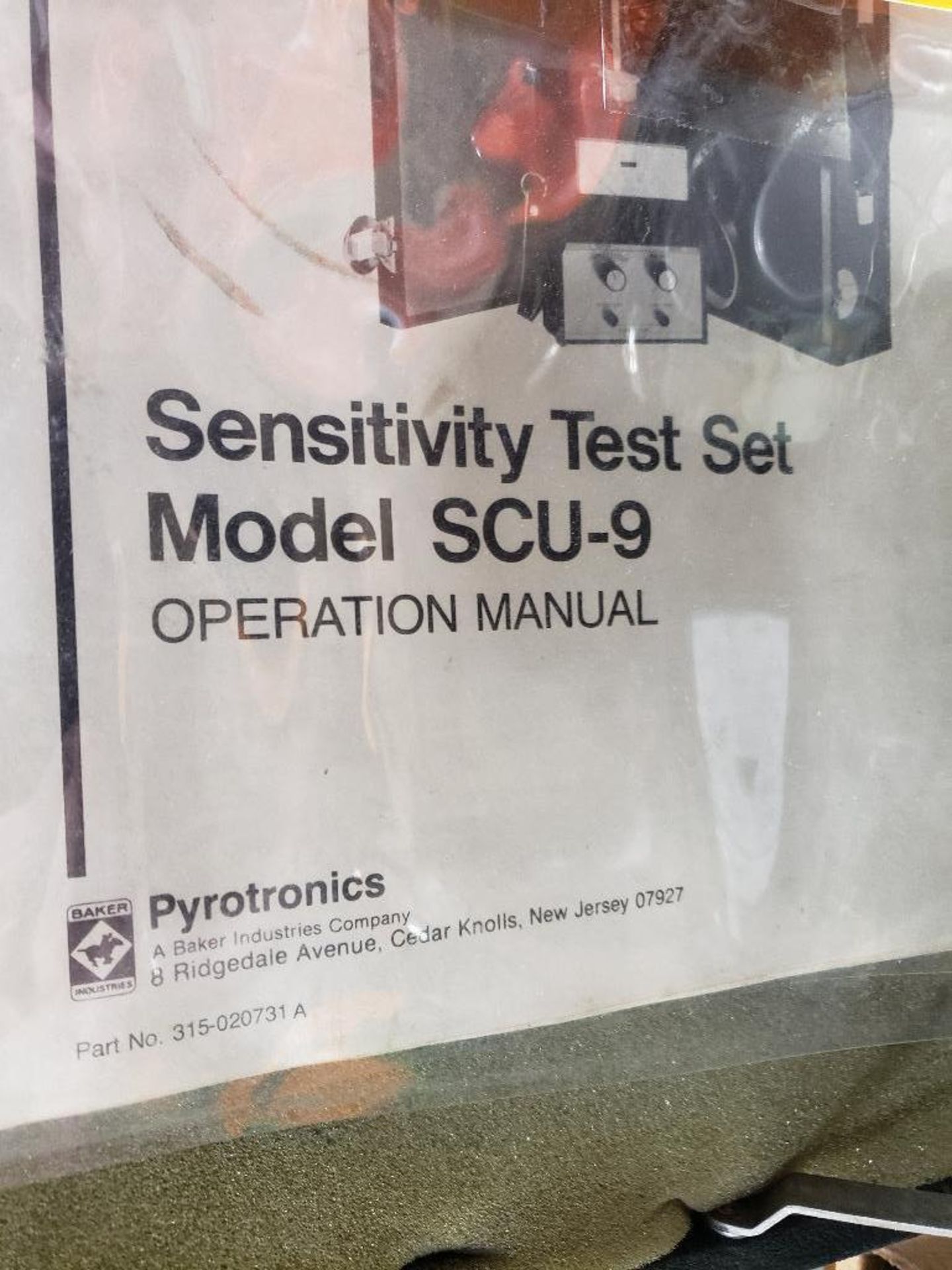 Pyrotronics sensitivity test set. Model SCU-9. - Image 4 of 7