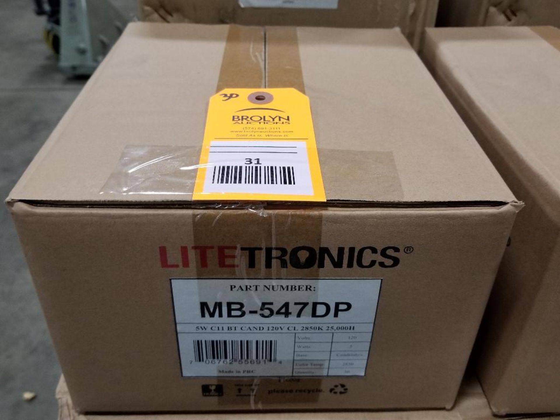 Qty 30 - Litetronics bulb. Part number MB-547DP. New in bulk box.