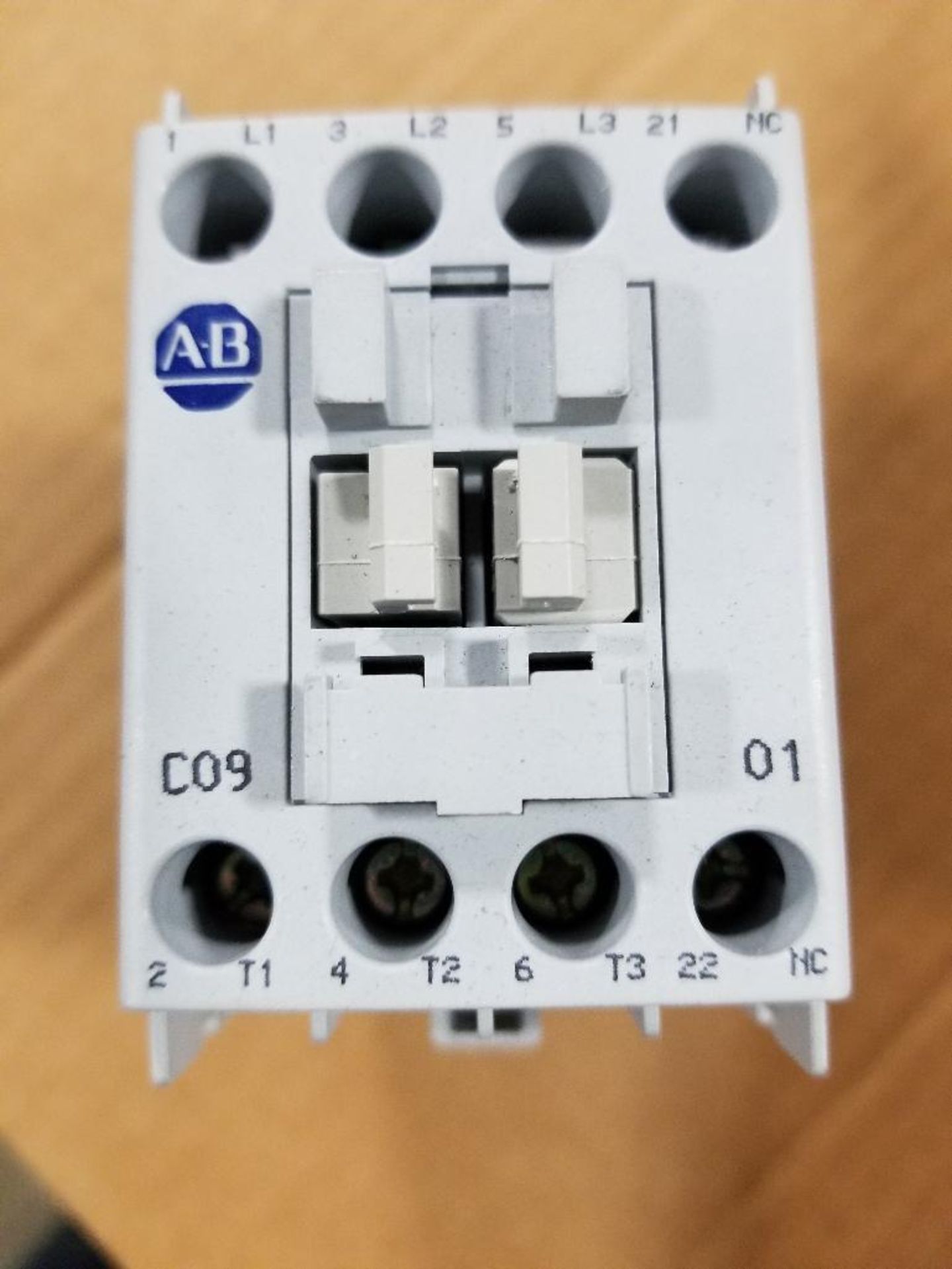 Qty 8 - Allen Bradley contactors. - Image 5 of 5