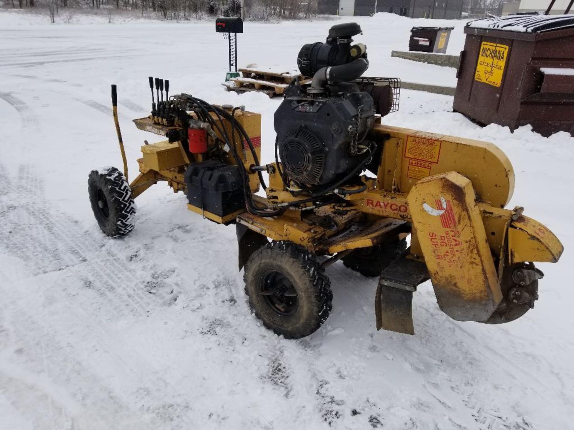 Rayco stump grinder. RG1625 super Jr. Kohler motor. 1320 hours showing on hour meter.