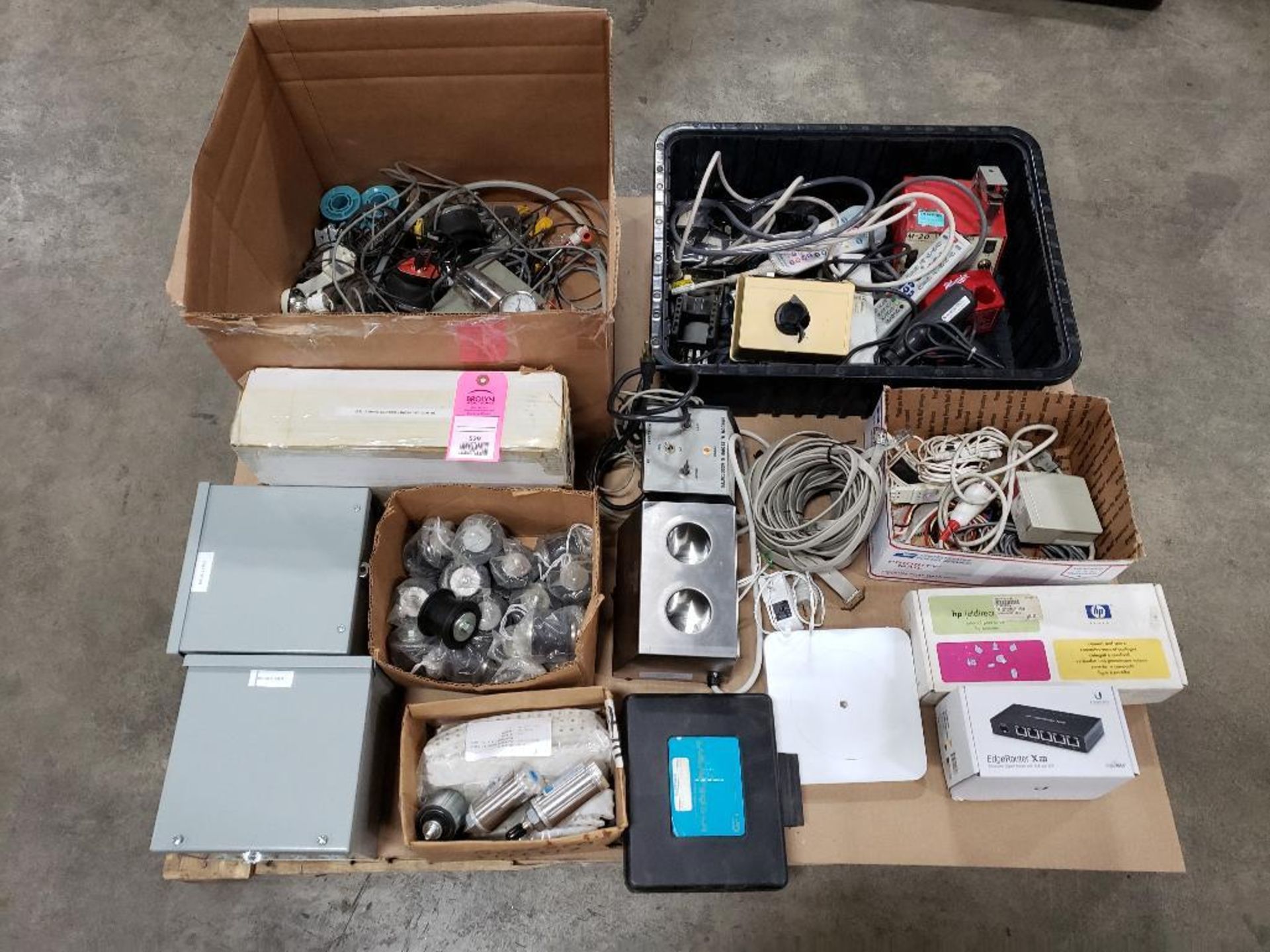 Pallet of assortet electrical and parts.