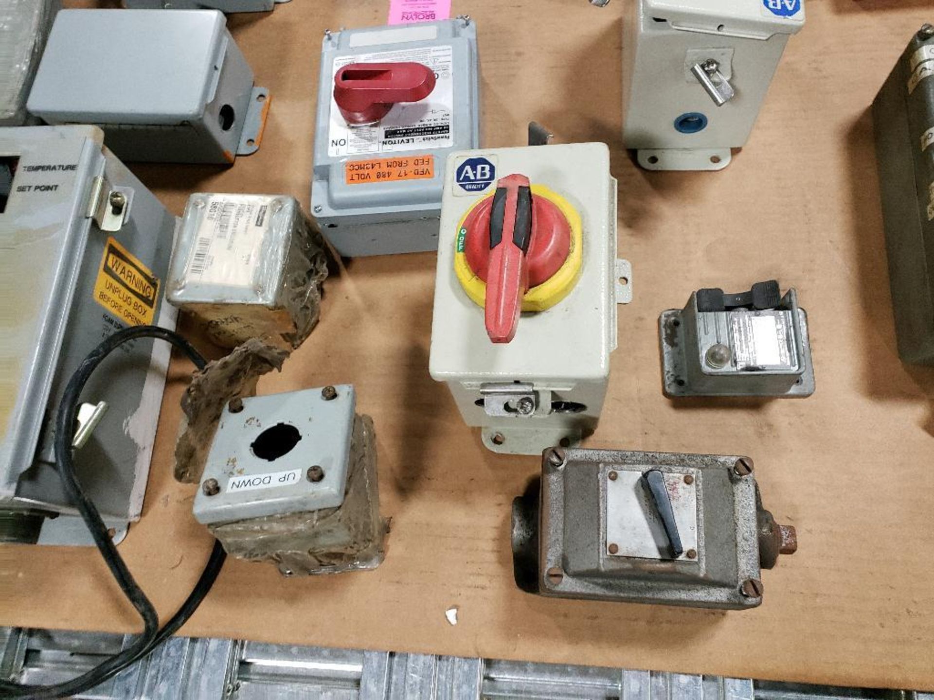 Pallet of assorted parts and electrical. - Image 4 of 14