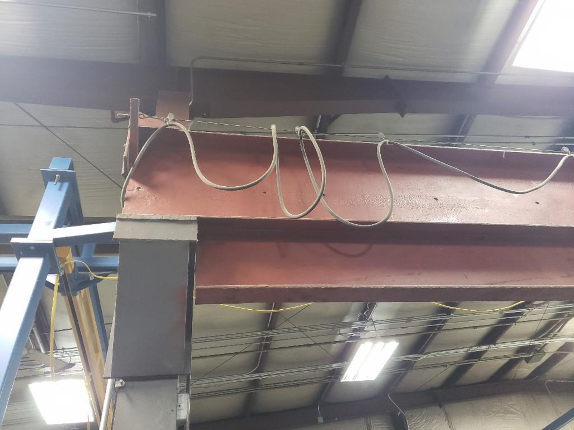 5 ton double girder top riding crane system. 5 ton CM meteor cable hoist. - Image 5 of 26