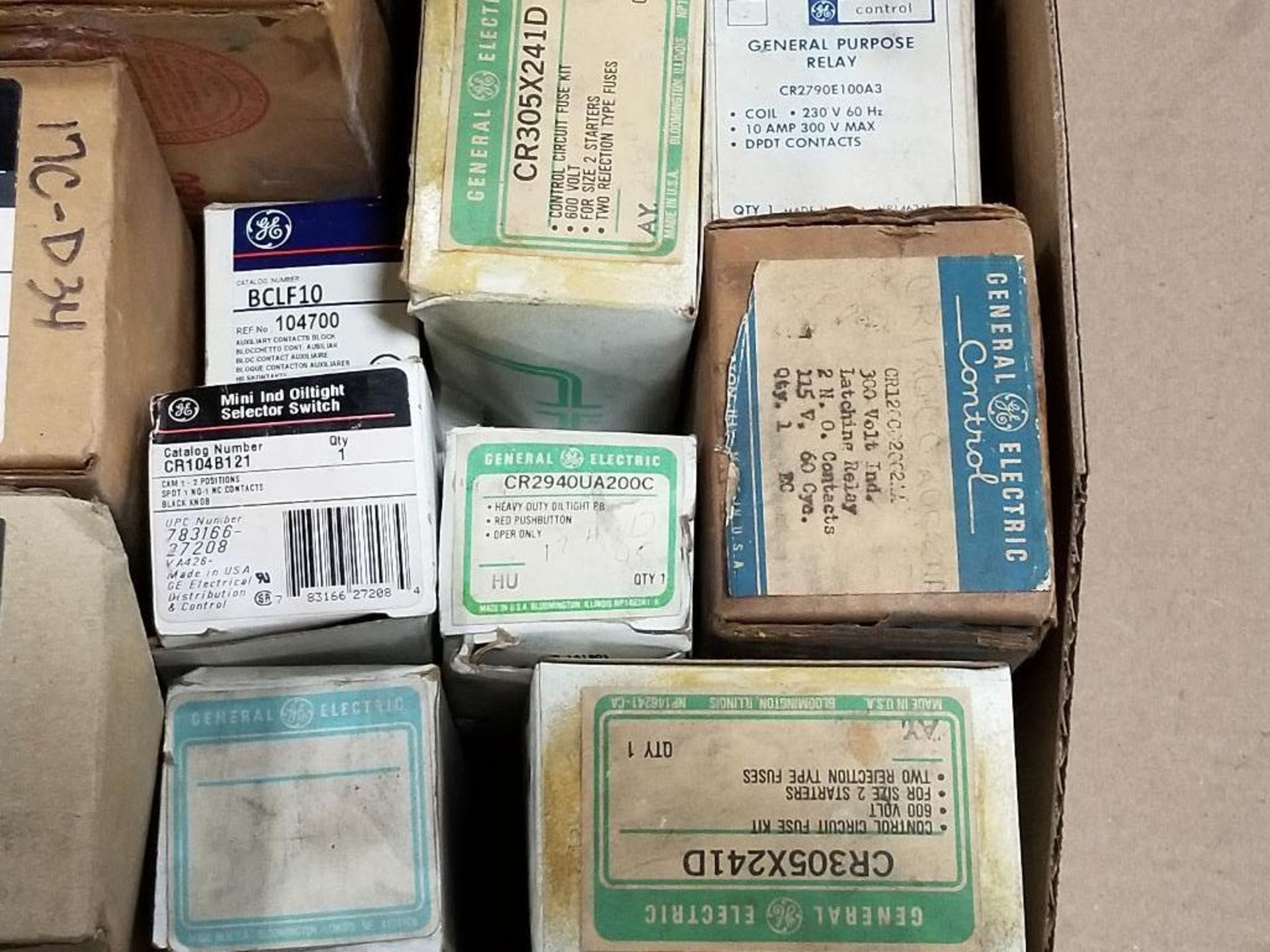 Qty 14 - GE electrical parts. New in box. - Image 4 of 5