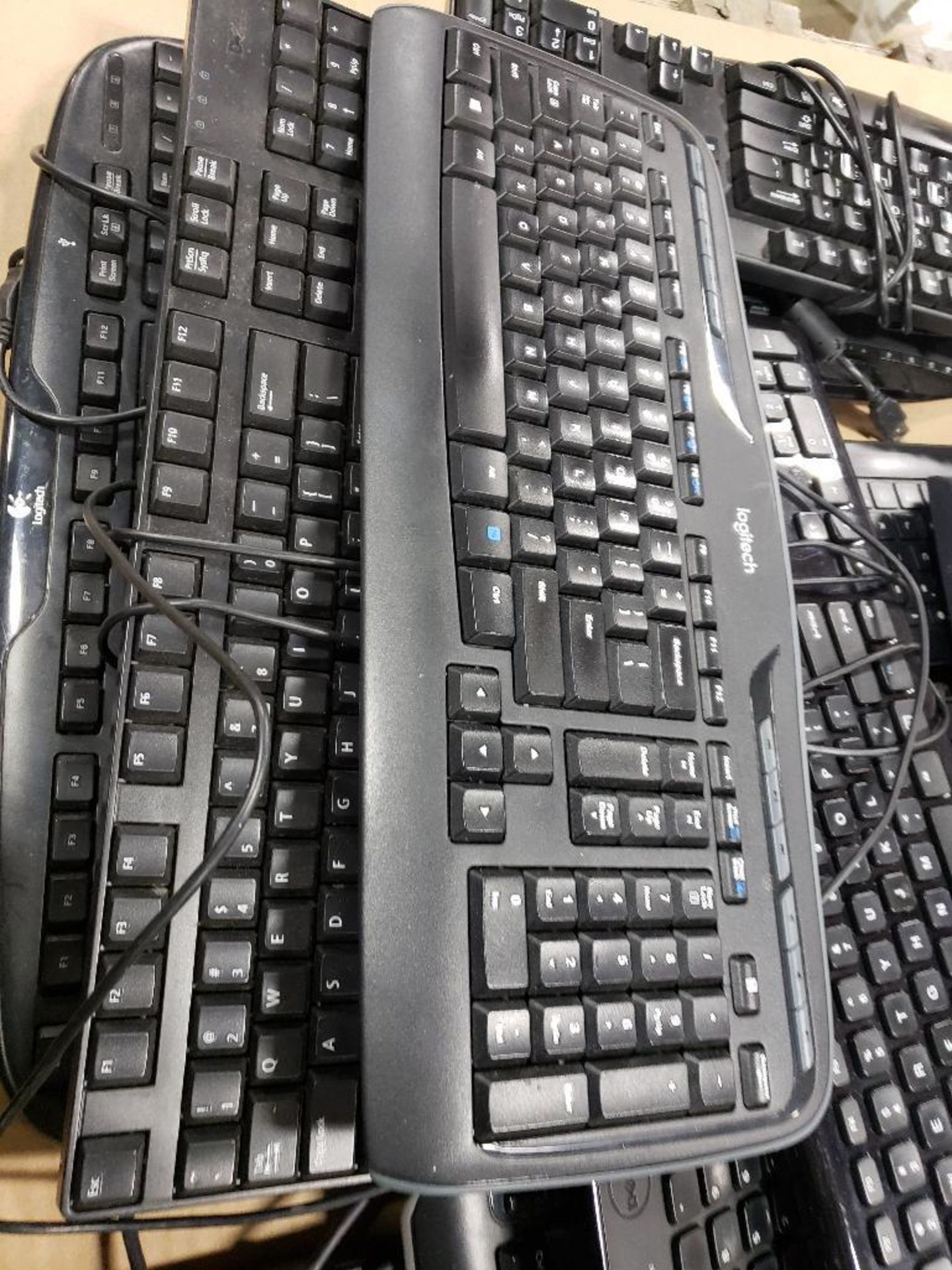 Large assortment of keyboards. - Image 7 of 7