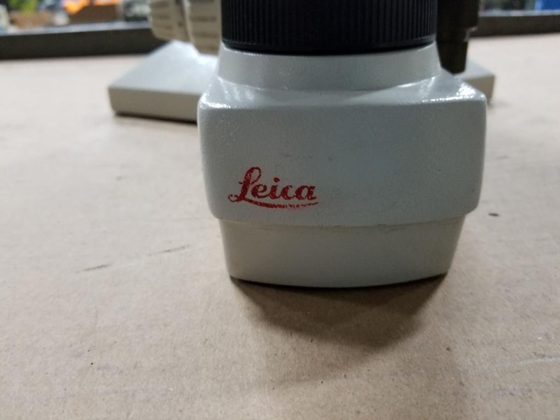Leica microscope. Model DMLS. - Image 3 of 9
