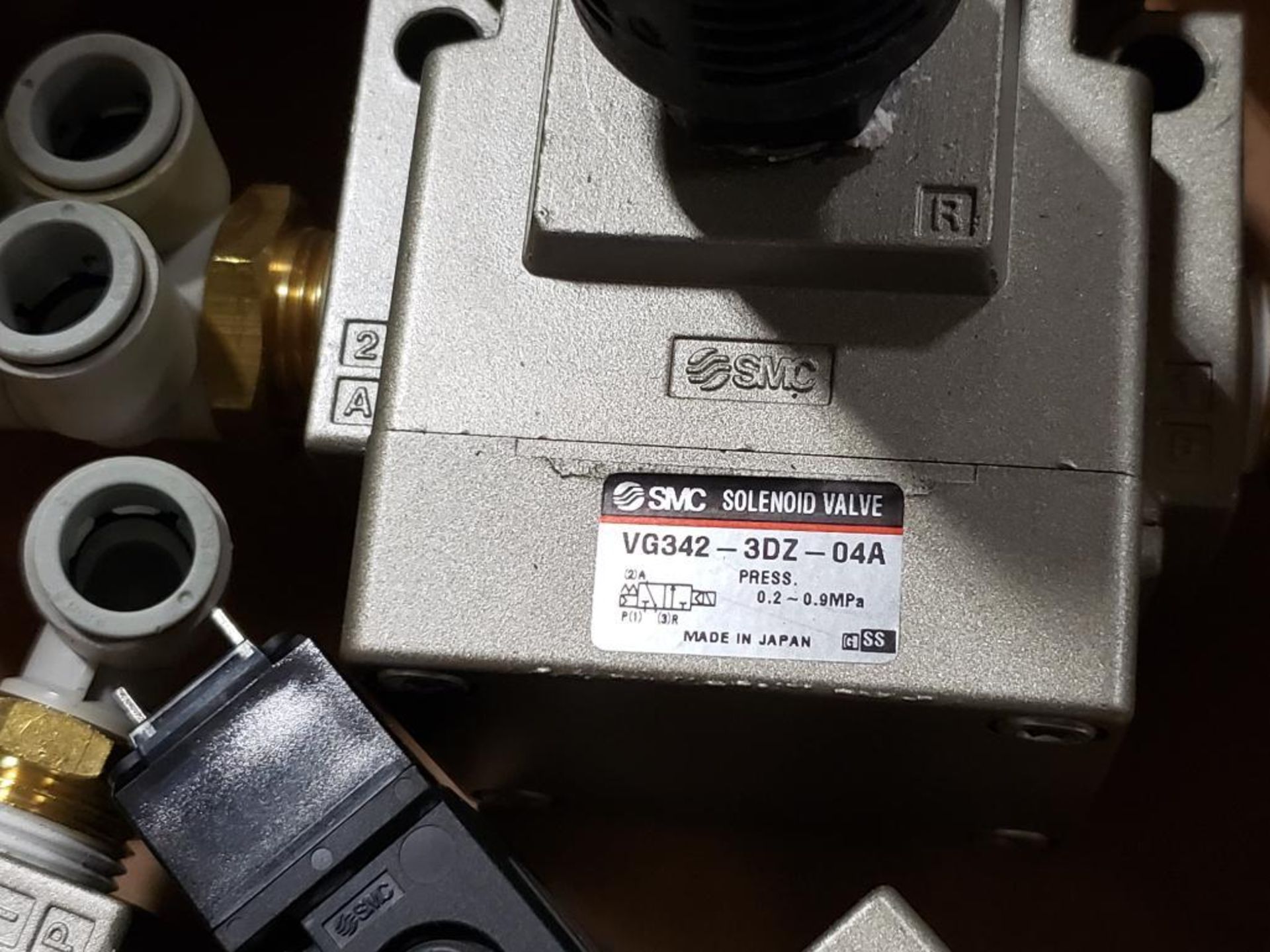 Qty 3 - SMC VG342-3DZ-04A Solenoid Valve. - Image 3 of 4