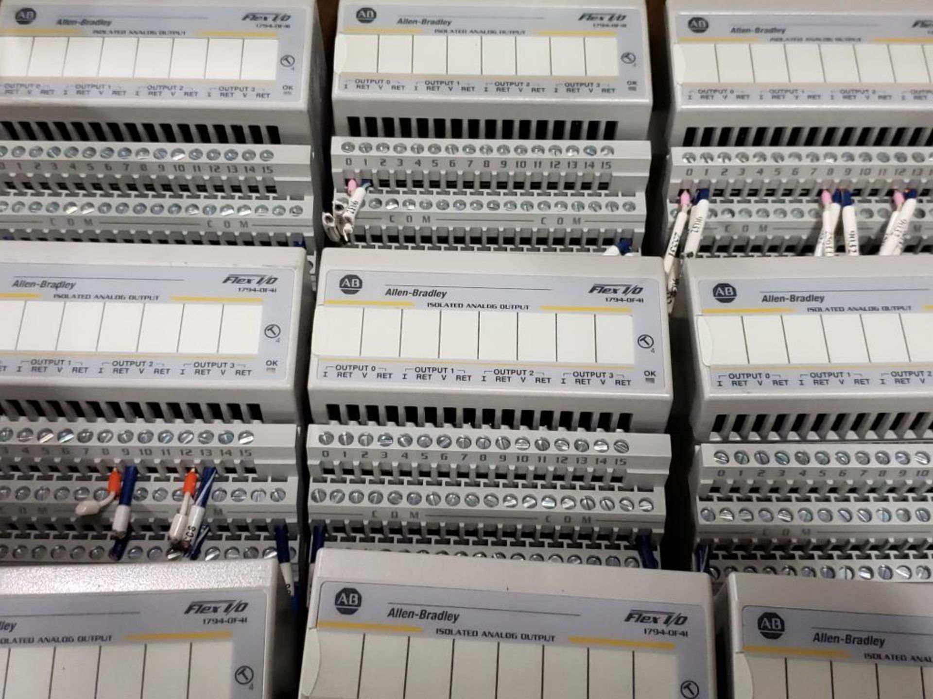 Qty 9 - Allen Bradley Isolated Analog Output Flex I/O 1794-OF41. - Image 4 of 4