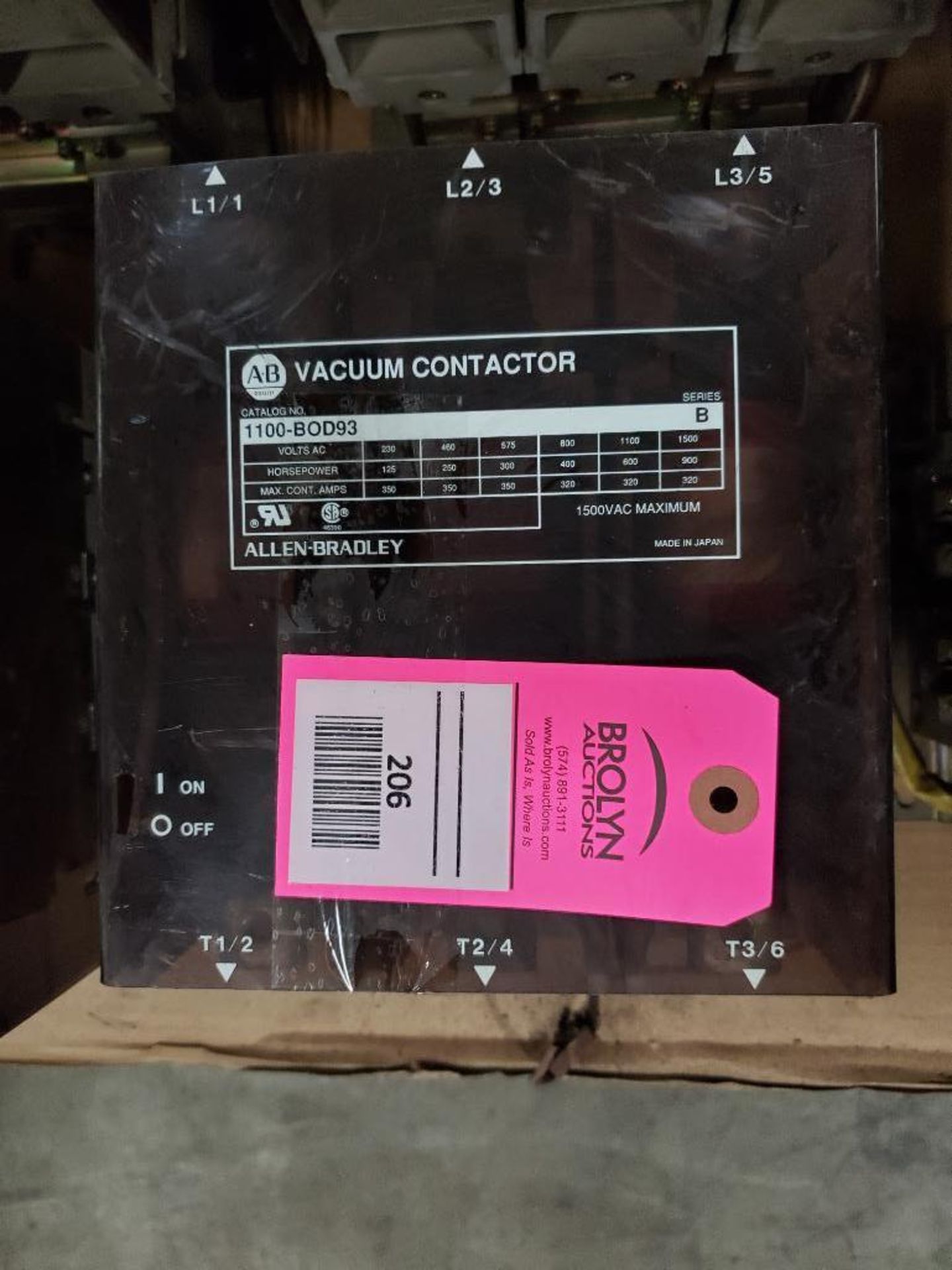 Allen Bradley vacuum contactor 1100-BOD93.