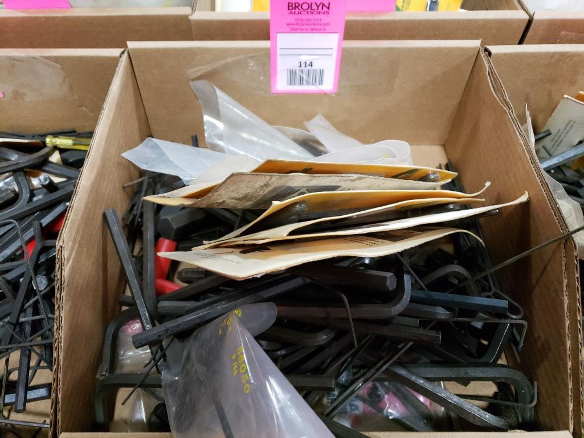 Large Qty of assorted allen wrenches. Holo-Krome and brands.