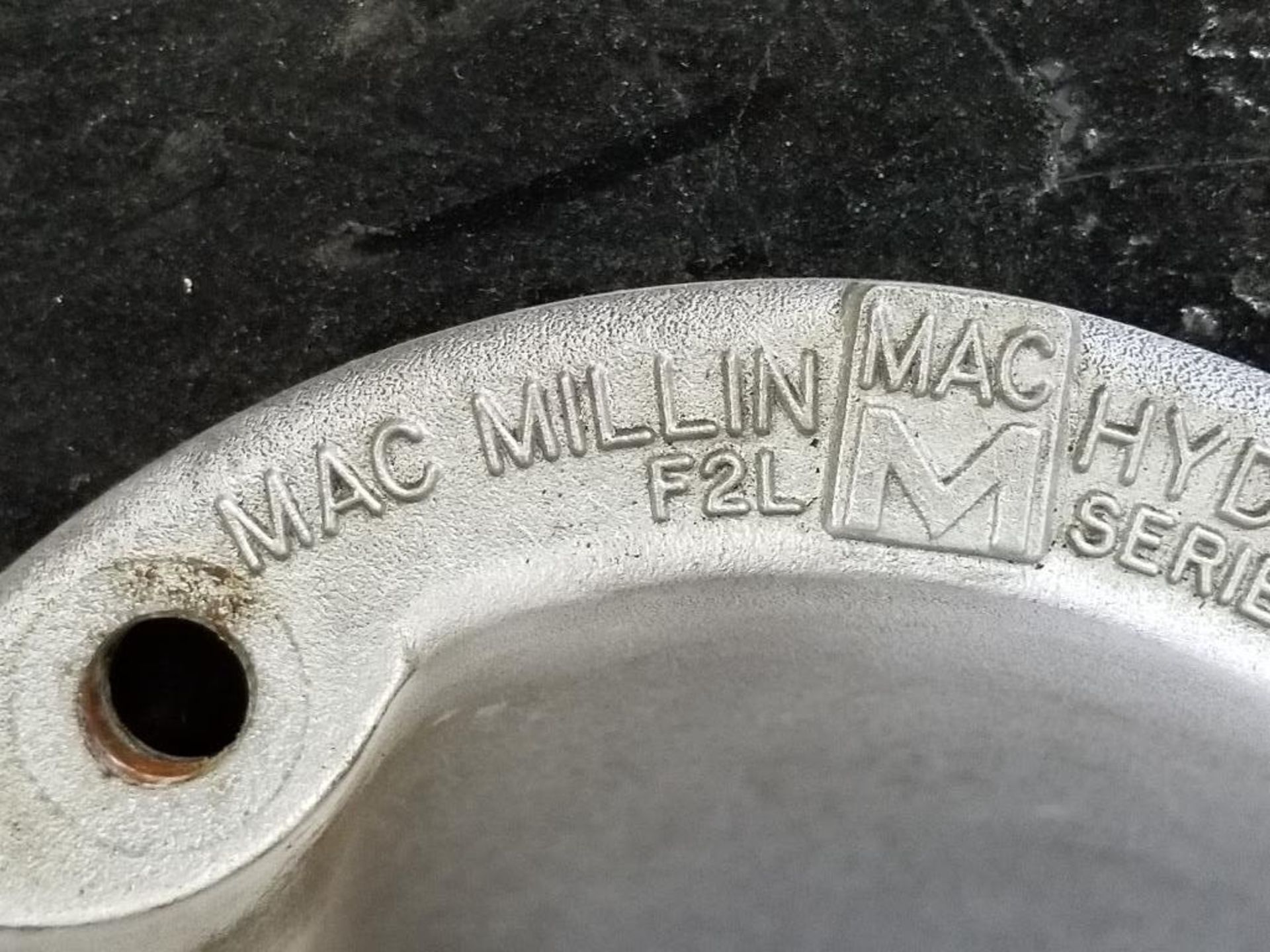 MAC Millin F2L Hydraulics motor mount. 215TC. - Bild 2 aus 4