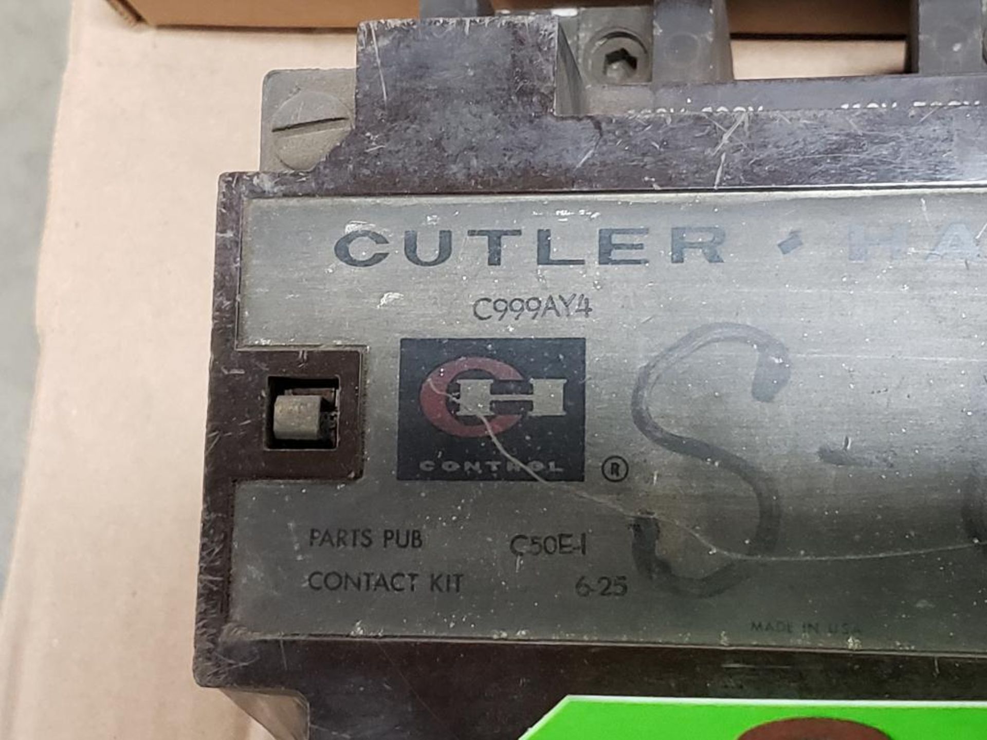 Cutler Hammer C999AY4 Contactor. - Bild 2 aus 3