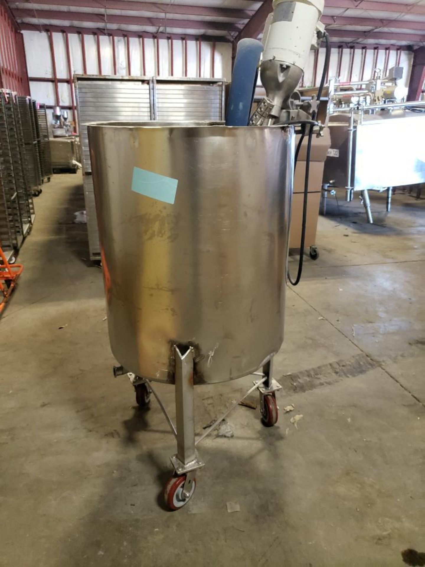 Stainless steel mixing tank with 1hp washdown mixer. - Image 9 of 9