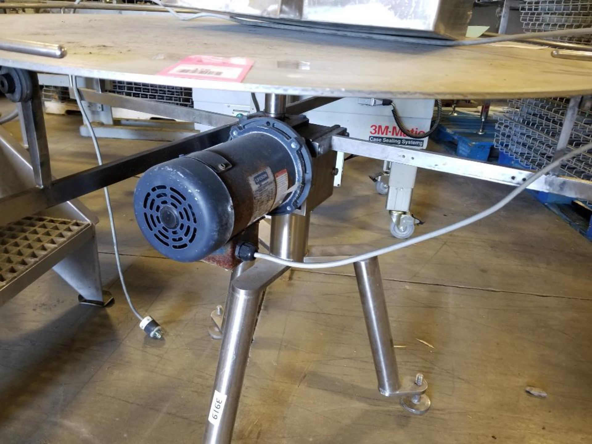 40" stainless rotary accumulation table. - Image 2 of 3