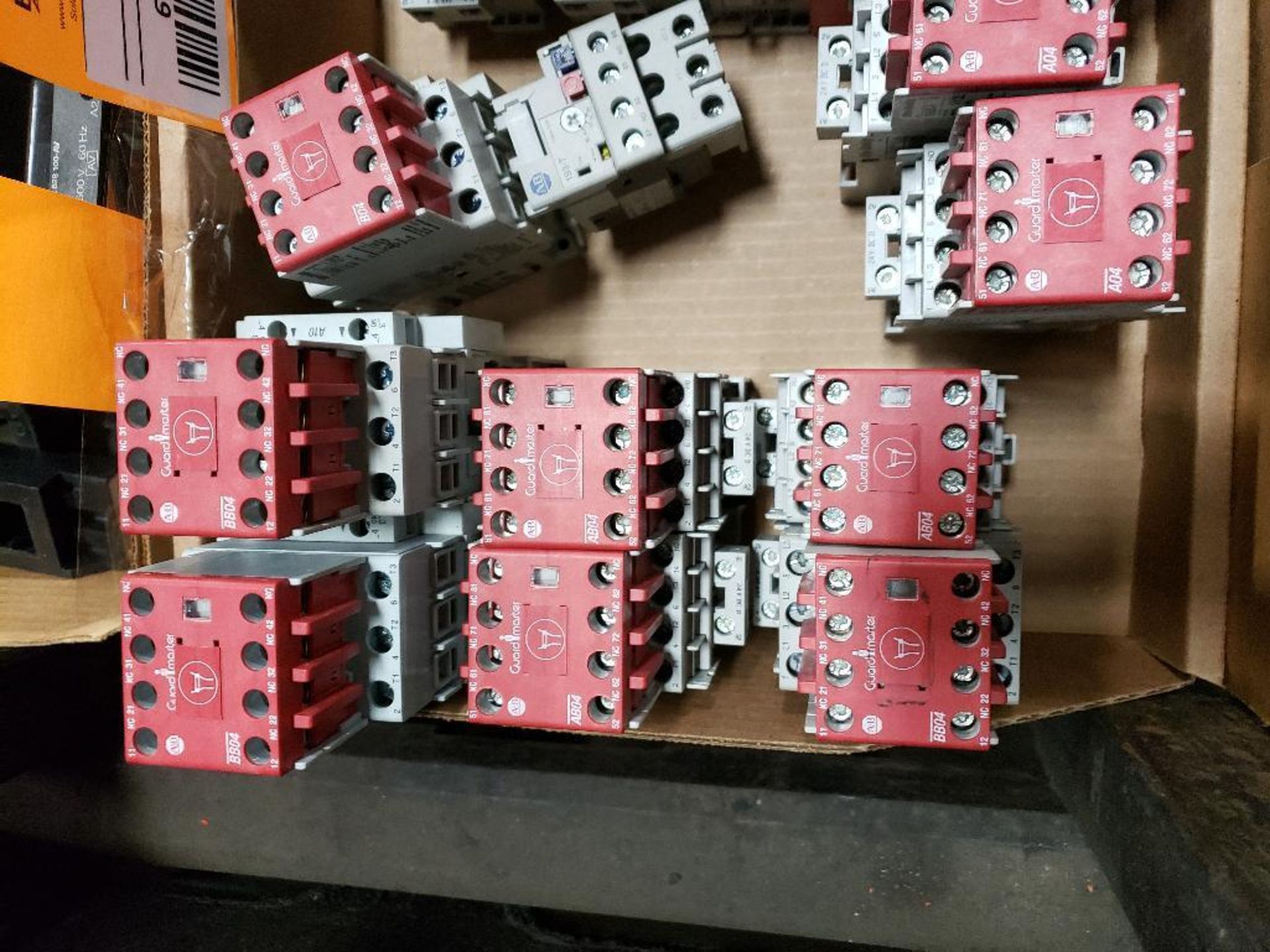 Assorted Allen Bradley Guardmaster contactors. - Image 2 of 5