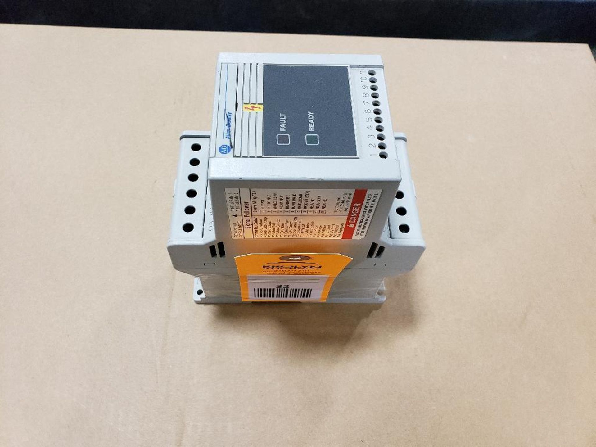 Allen Bradley 160-BA01NSF1 analog s f smart speed controller.