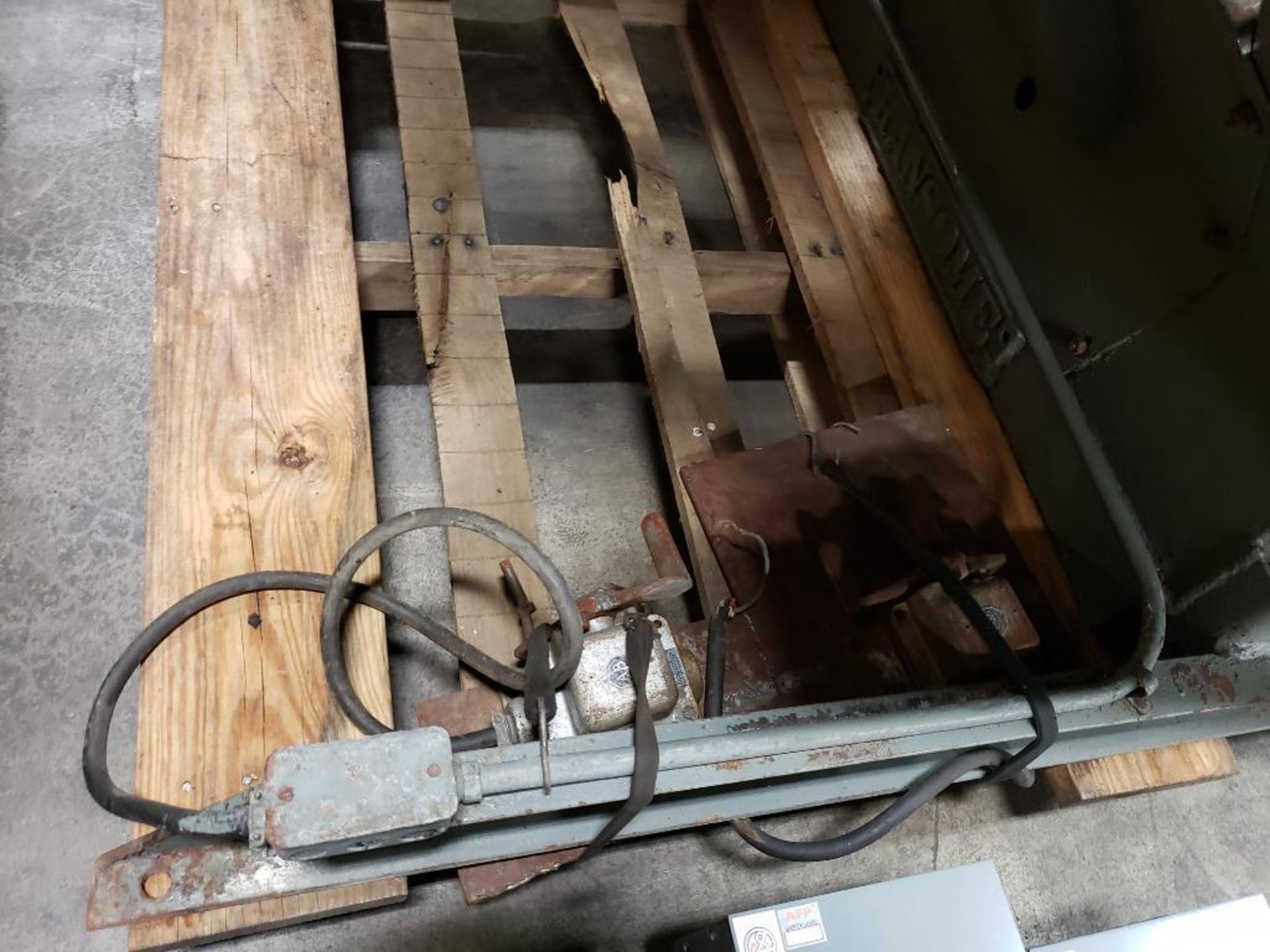 Worthington 30P Welding positioner. 3000LBS Capacity. Serial number 53405. - Image 8 of 16