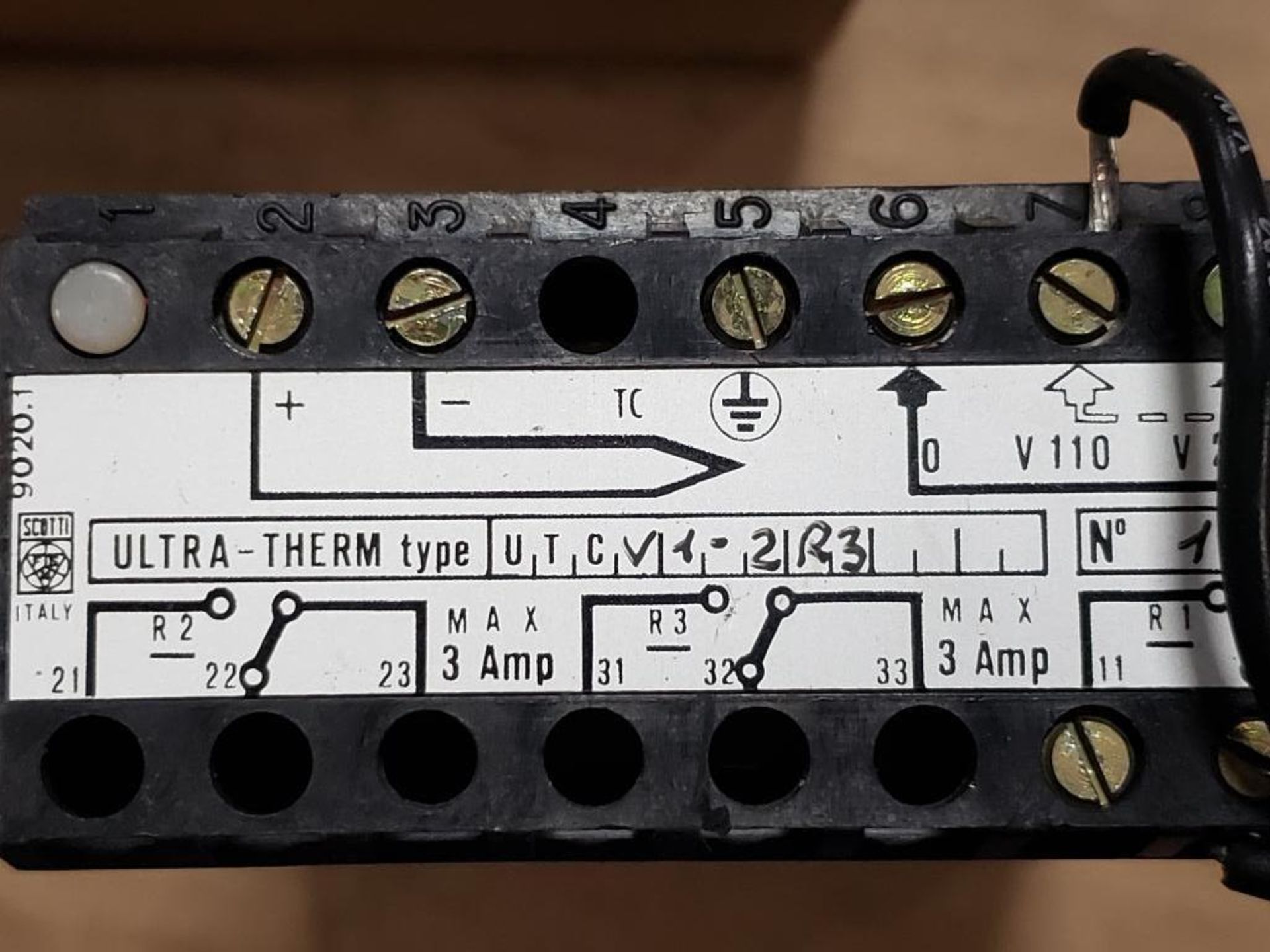 Qty 3 - Assorted electrical meters. Thermo-Electric, Ultra-Therm. - Image 10 of 12