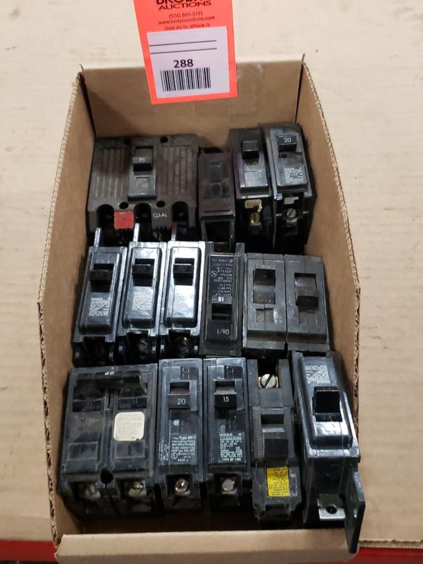 Assorted electrical circuit breakers. GE.