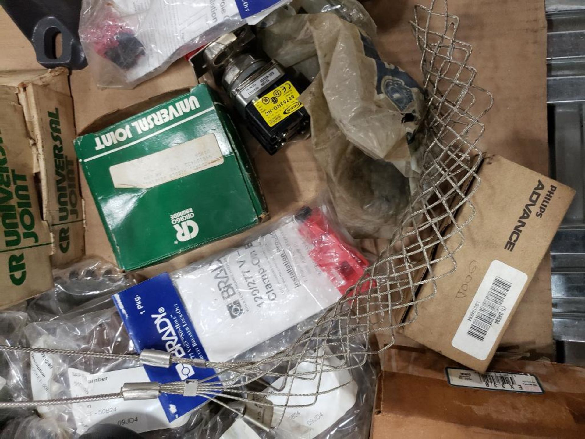 Pallet of assorted parts. CR universal joints, SKF, Rockwell, Star, TB Woods. - Image 11 of 13