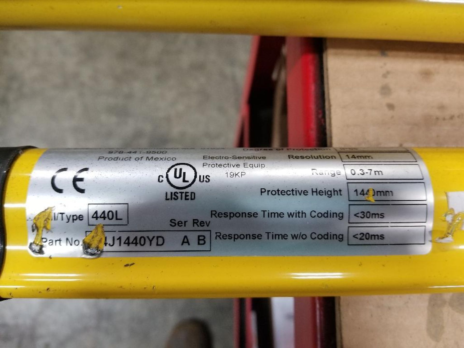 Allen Bradley Light curtain transmitter / receiver set. GuardMaster GuardShield T4J440YD 4K0AM1EF. - Image 6 of 23