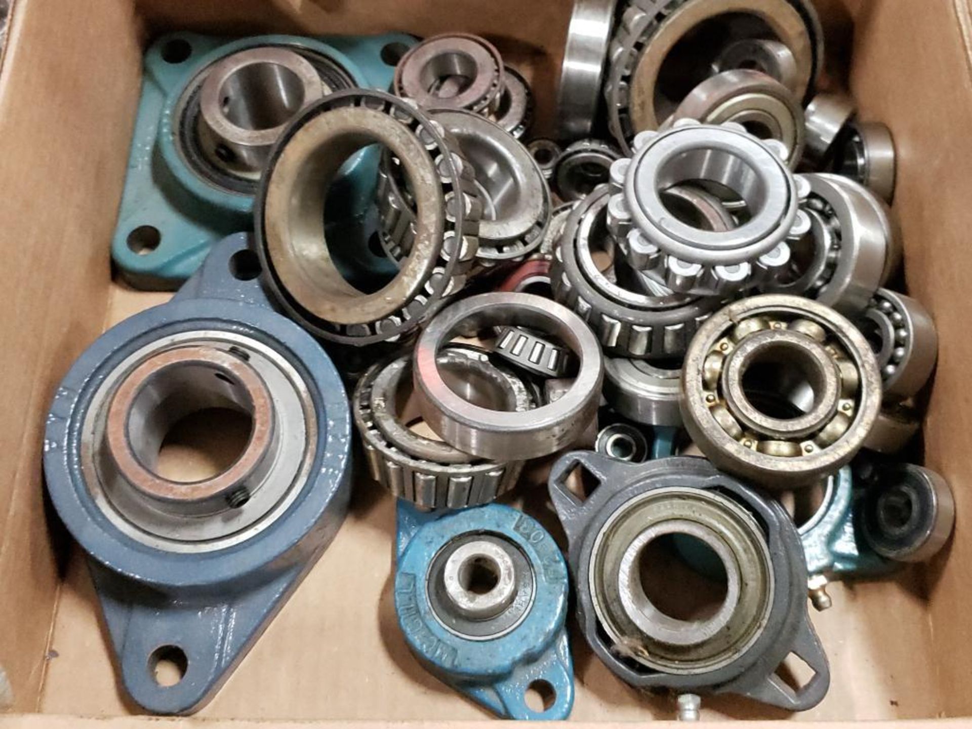 Assorted bearings, pillow block bearings. McGill.