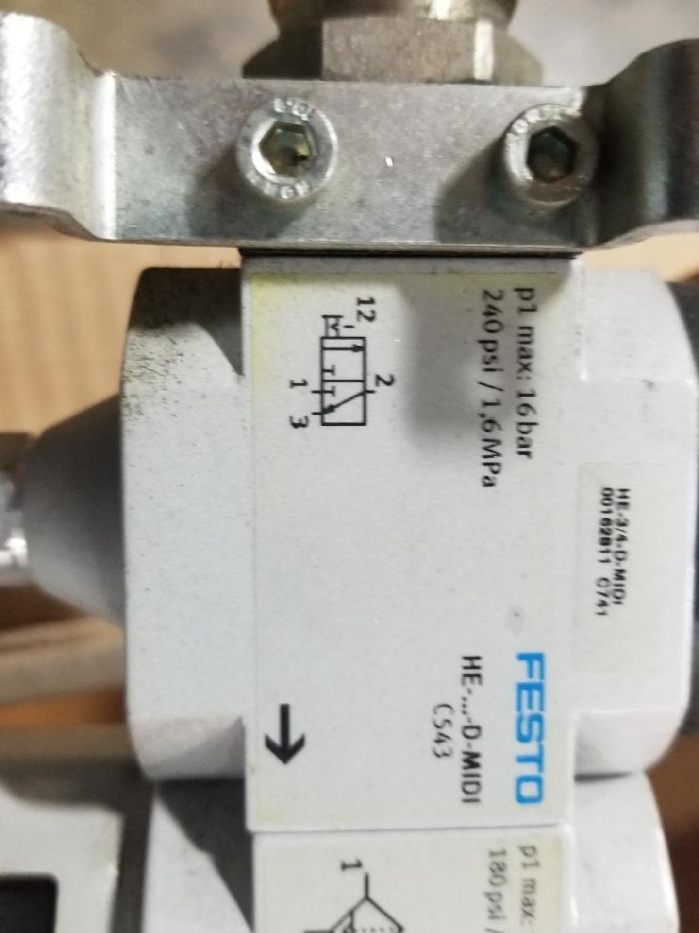 Flow control line setup. Festo, Wilkerson. - Image 2 of 5