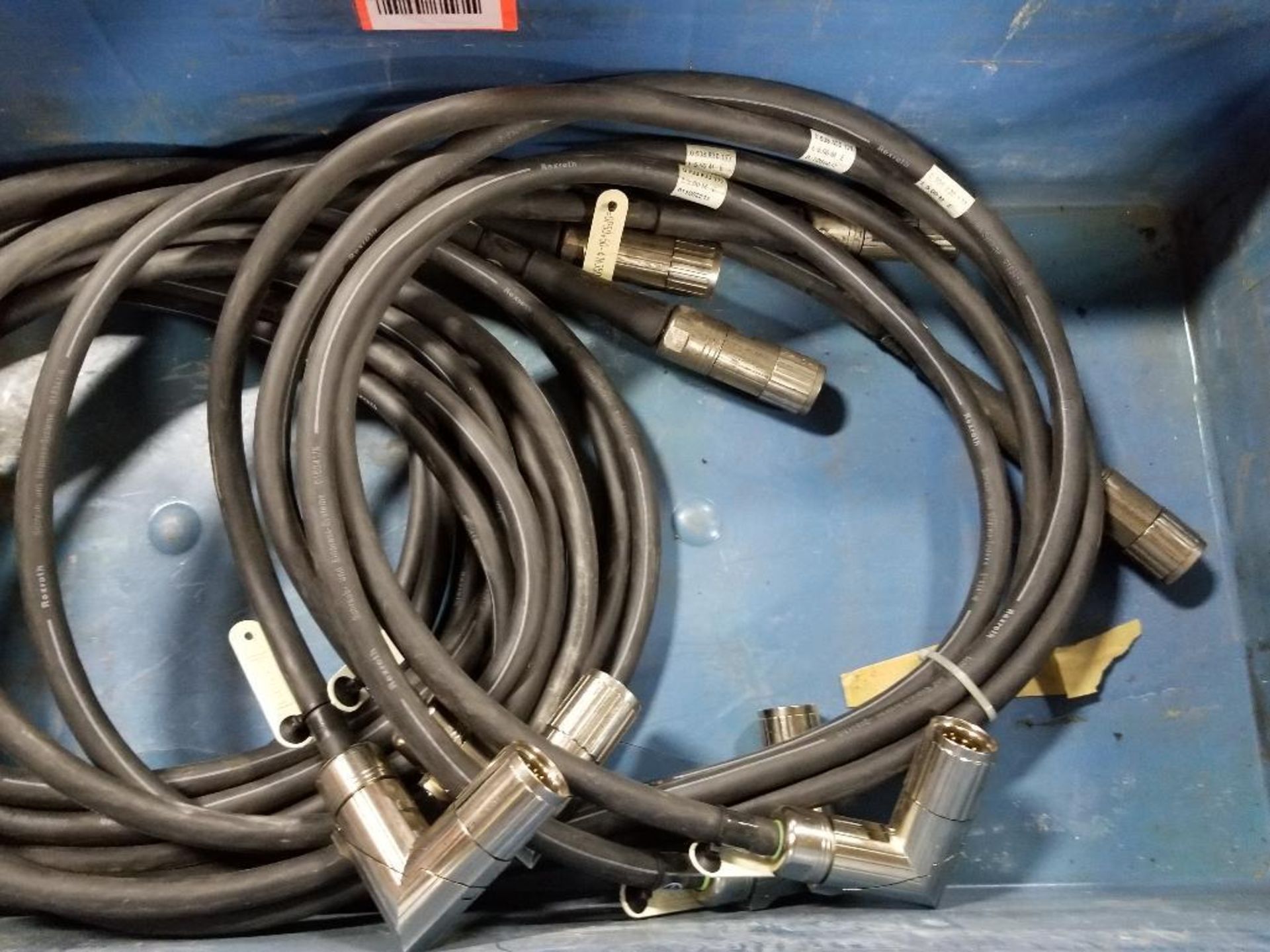 Assorted connection cords. - Image 6 of 7