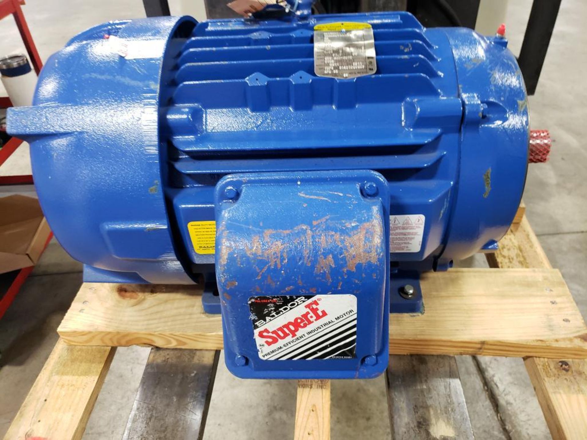 30HP Baldor Reliance 3PH motor. 2013000110. 575V, 3520RPM, 286TSC-Frame.