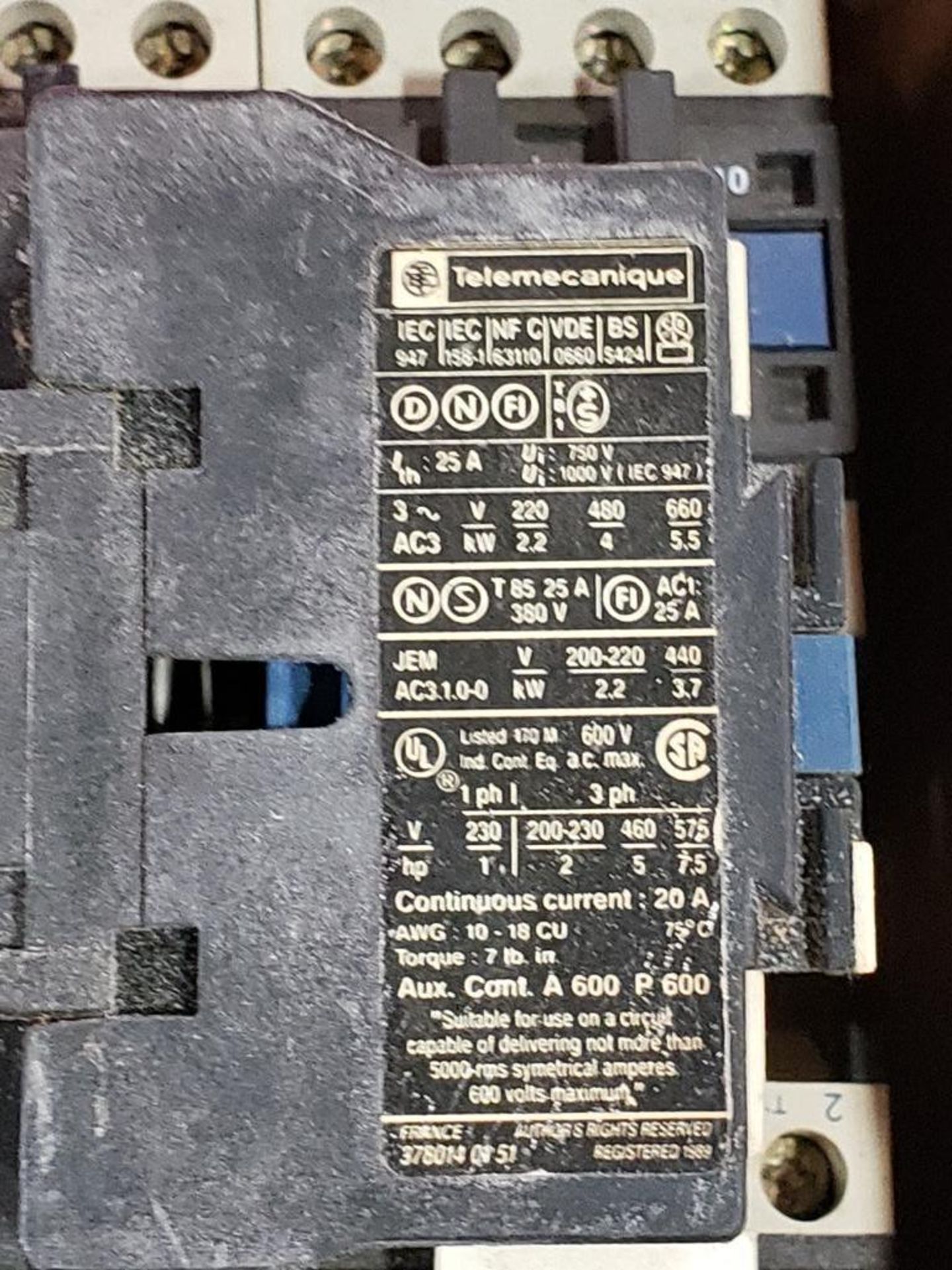 Qty 10 - Assorted contactors. Telemecanique. - Image 3 of 4