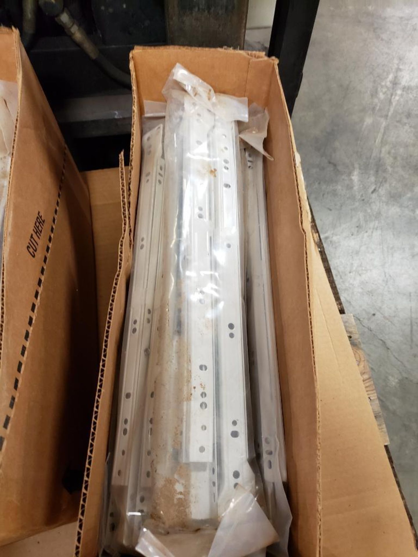 Pallet of assorted parts. GGS, Norton, Lightspan. - Image 7 of 12