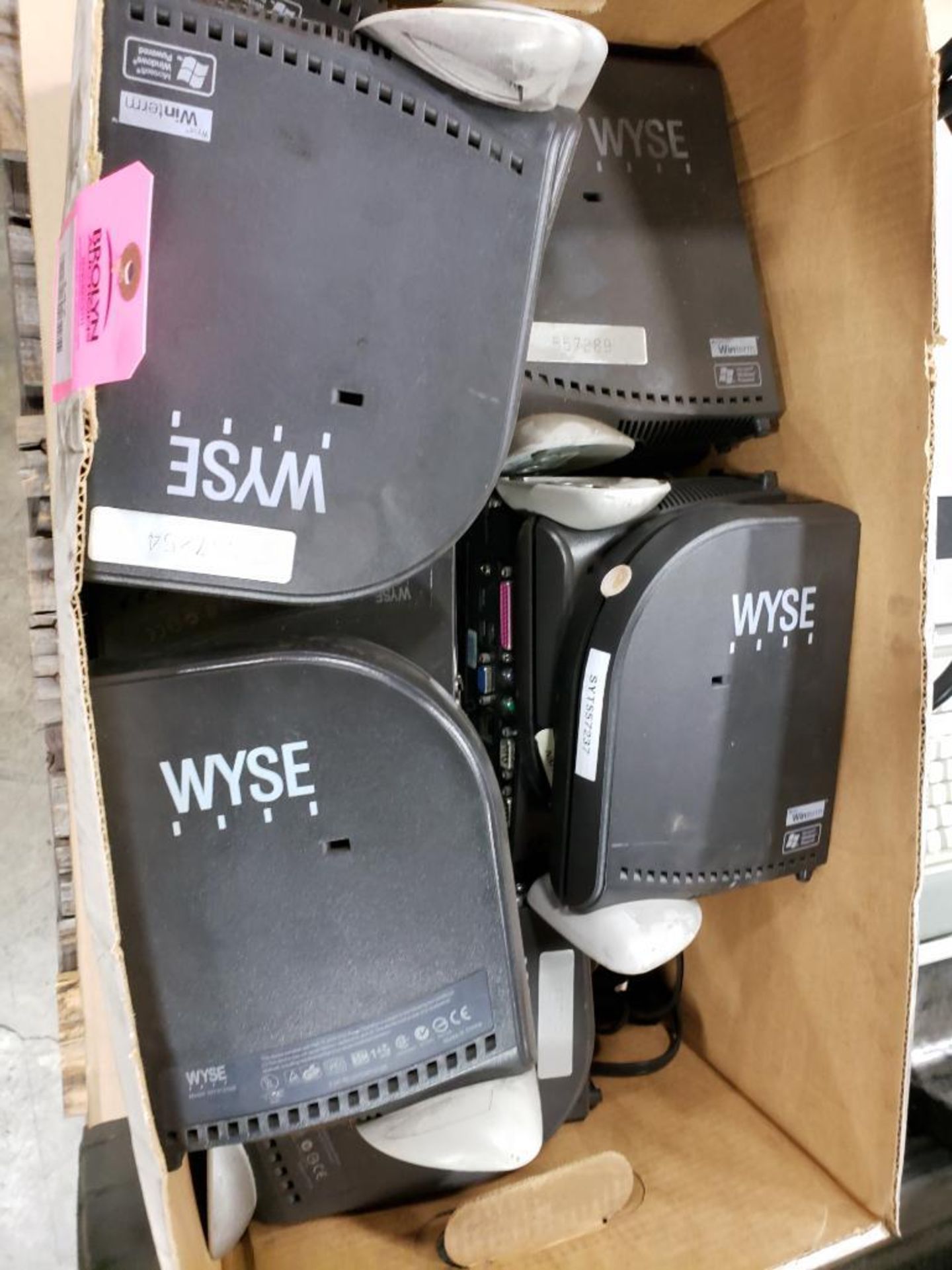 Assorted Wyse Winterm routers.