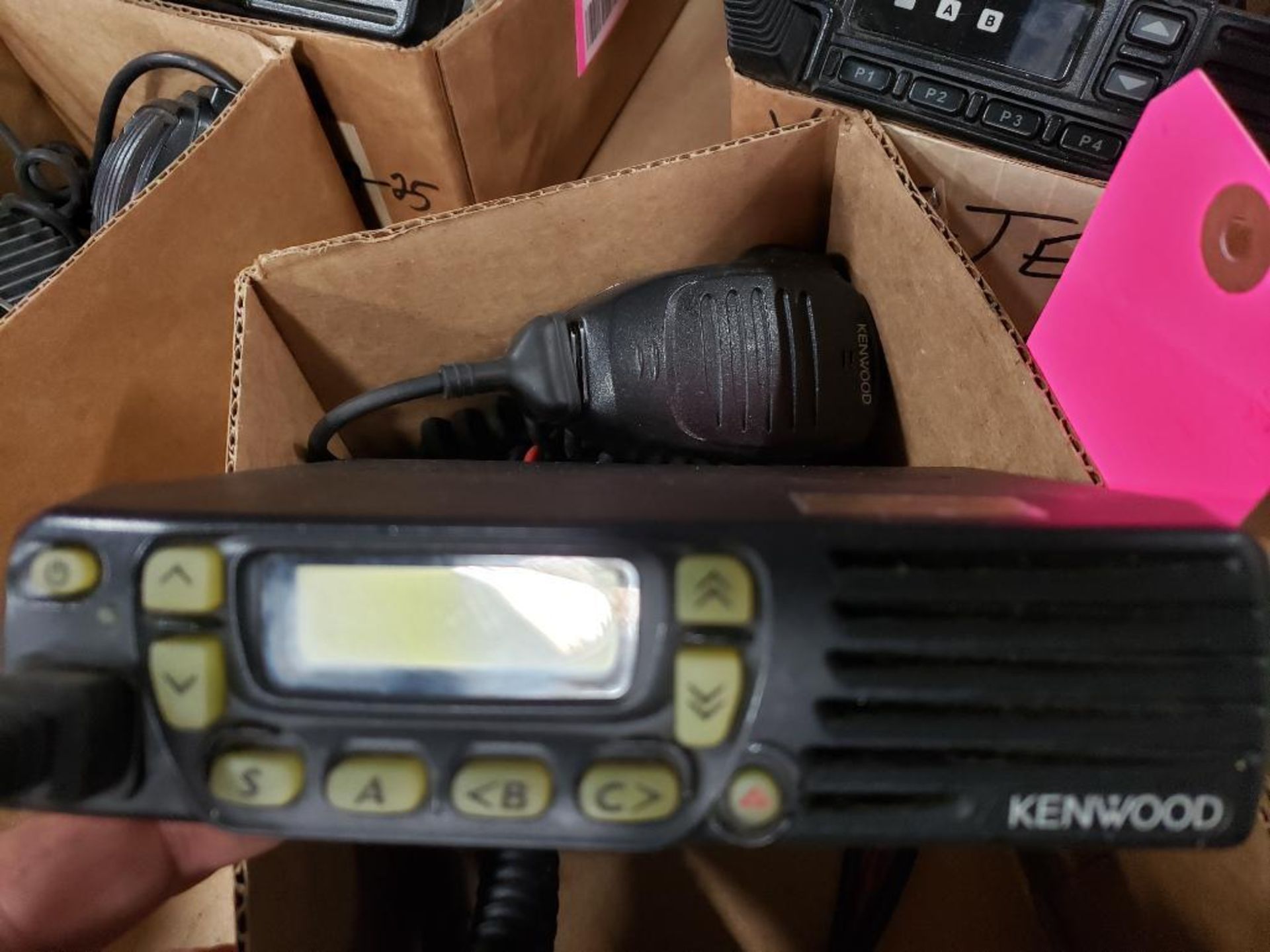 Kenwood TK-8160 UHF FM Transceiver. - Image 2 of 3