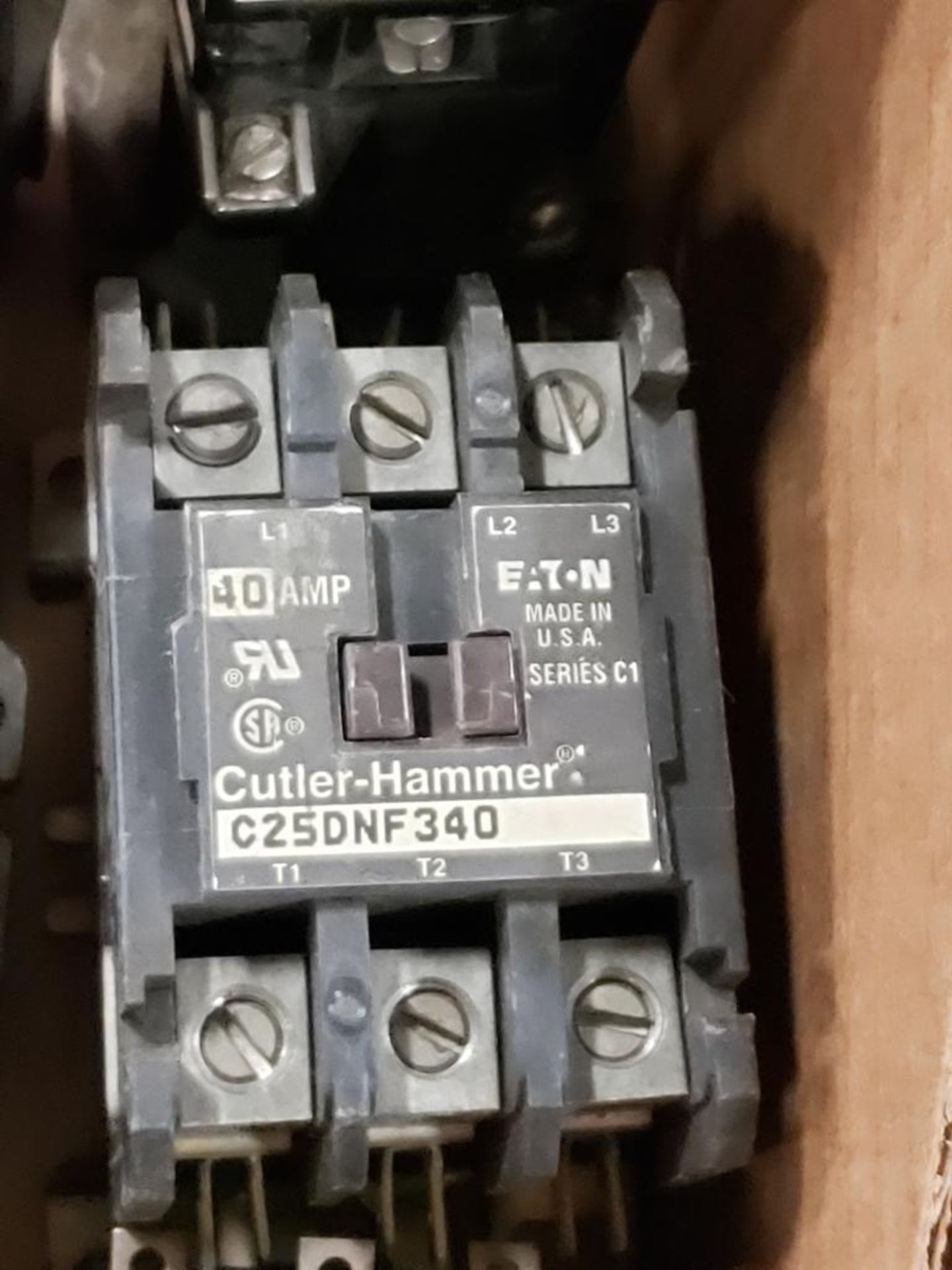 Assorted electrical contactors. Cutler-Hammer, Square-D, Fuji. - Image 4 of 4