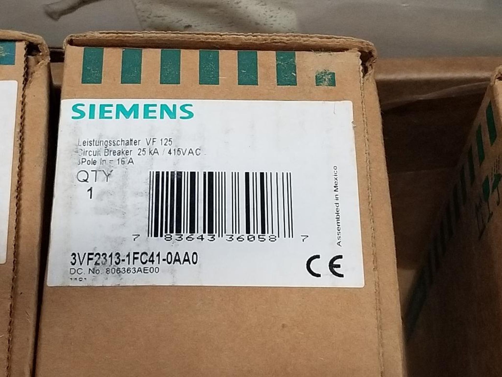 Qty 4 - Assorted electrical Siemens breakers. 3VF2317-1EG41-0AA0, 3VF2313-1FC41-0AA0. - Image 4 of 6