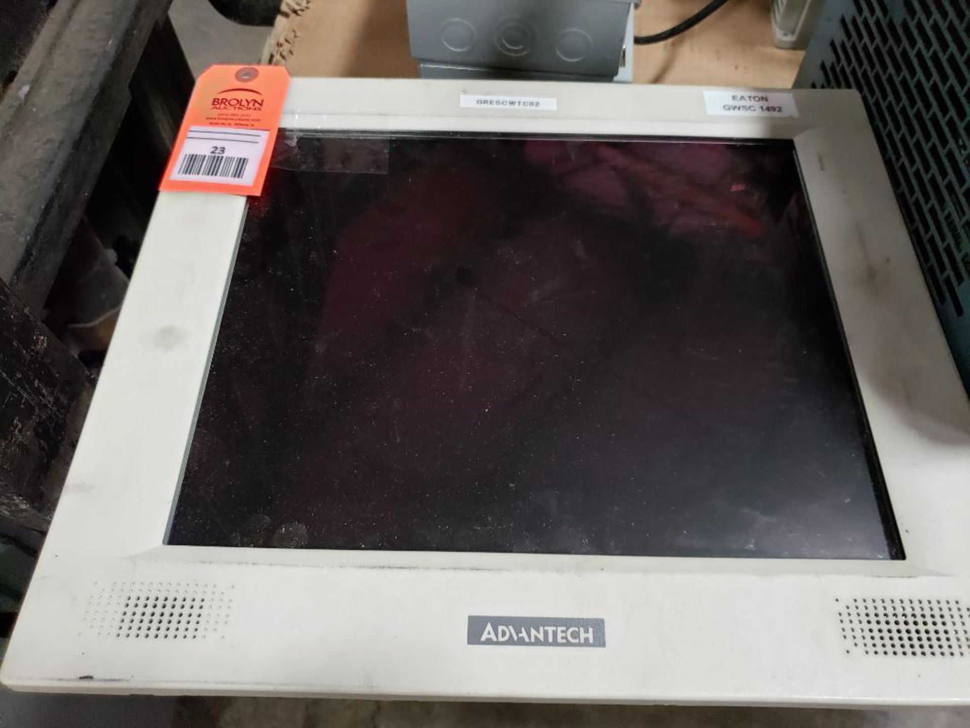 Advantech FD3238T 17" monitor screen industrial computer.