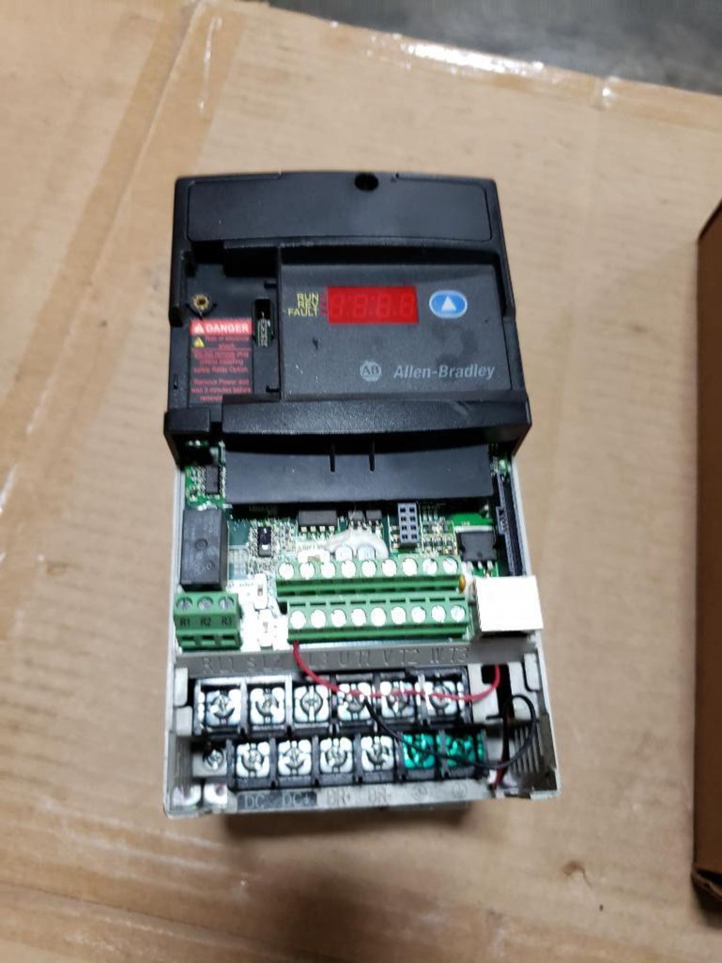 Qty 3 - 0.4kW Allen Bradley 22D-D1P4N104 drive. - Image 2 of 7