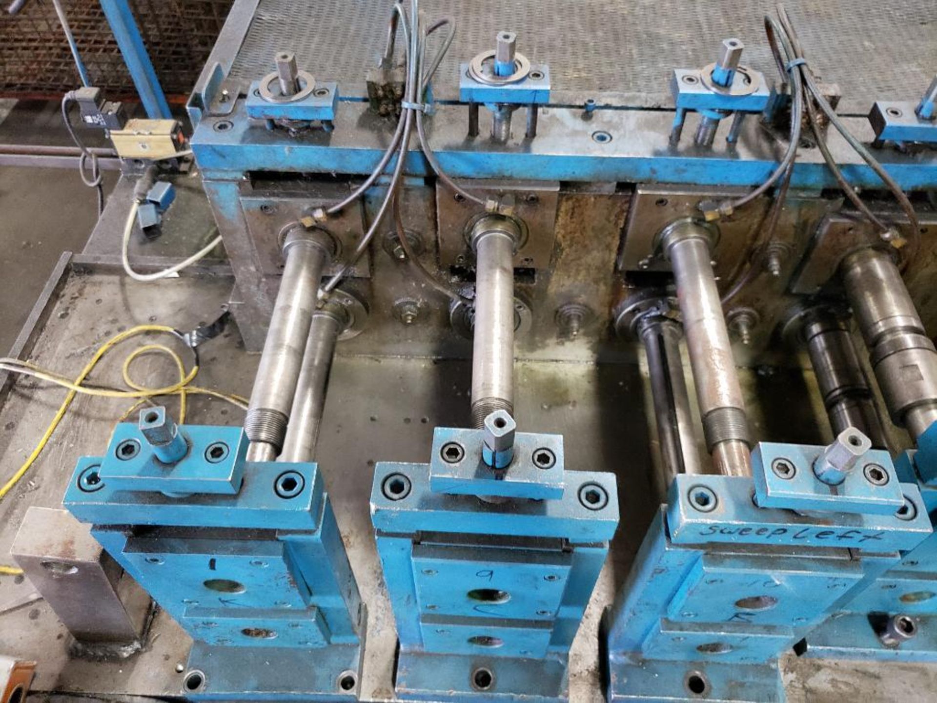 ***Bulk bid*** Complete roll forming line lots 323-326. - Image 10 of 50