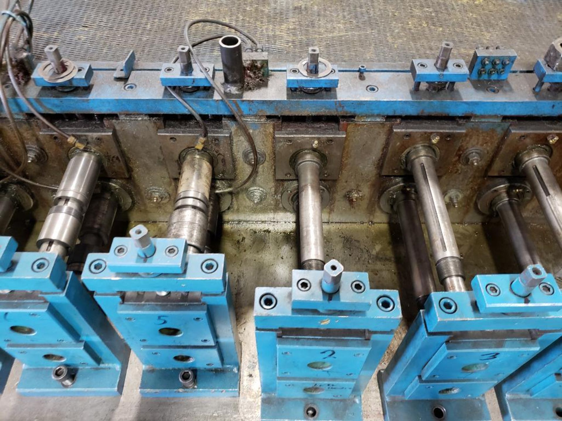 ***Bulk bid*** Complete roll forming line lots 323-326. - Image 12 of 50