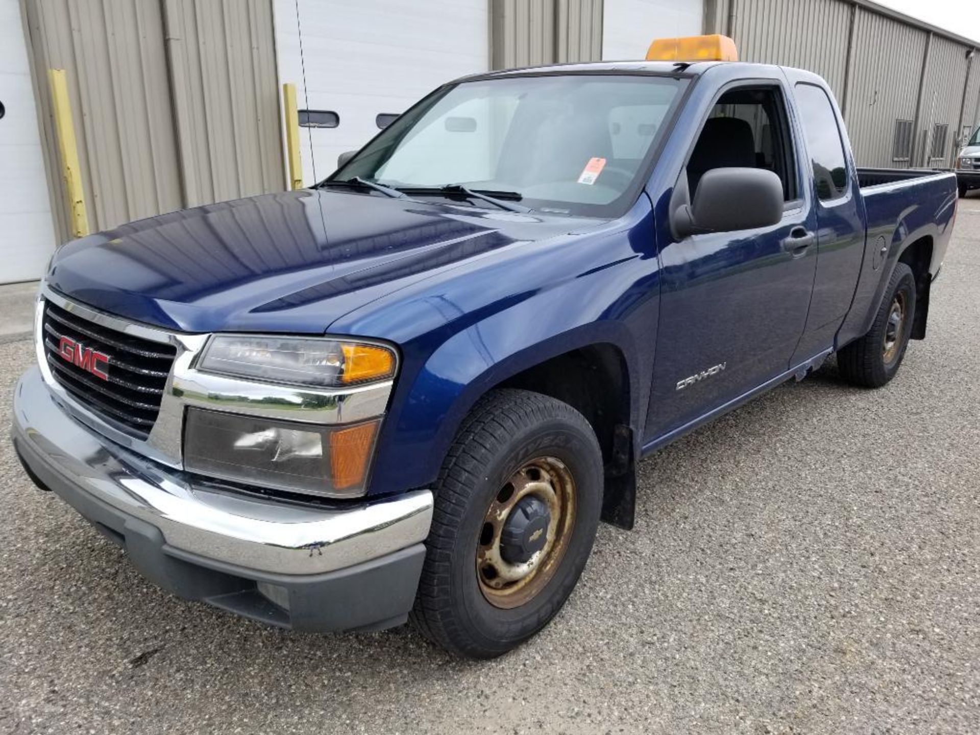 2004 GMC Canyon SLE. RW drive, Automatic, Gas.