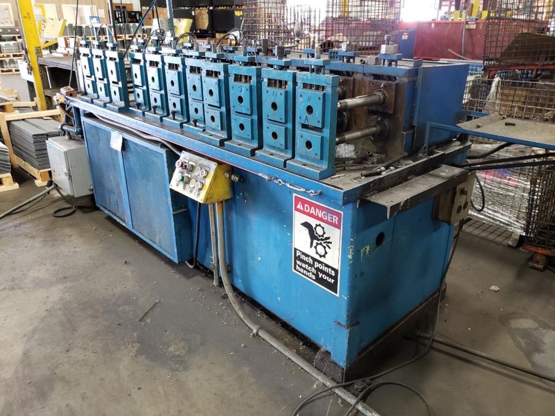 ***Bulk bid*** Complete roll forming line lots 323-326. - Image 6 of 50