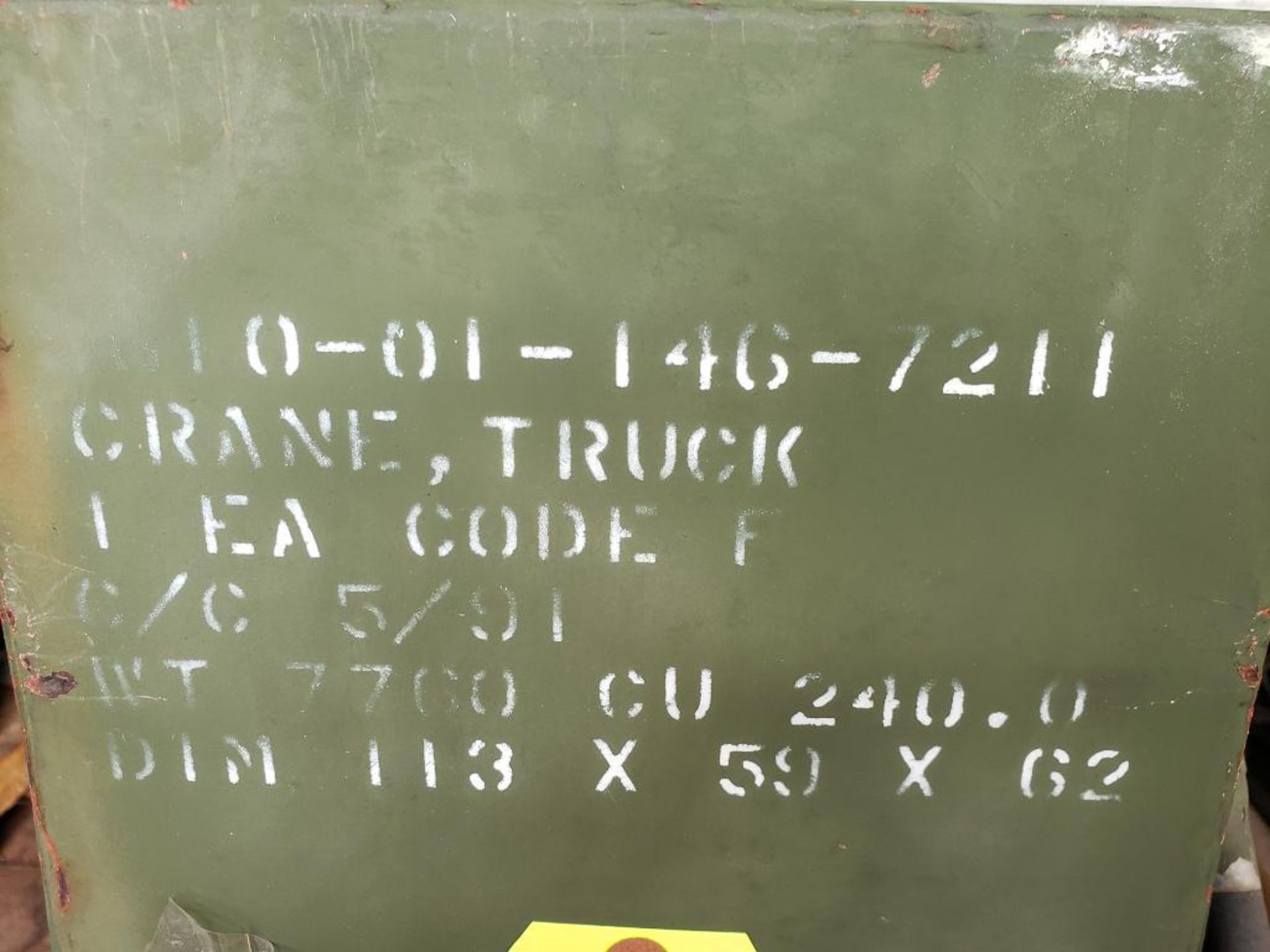 8ft x 44" x 55". LxWxH. Military mobile truck crane 3810-01-146-7211. 7760Lbs. 14620 LBS load. - Image 6 of 6