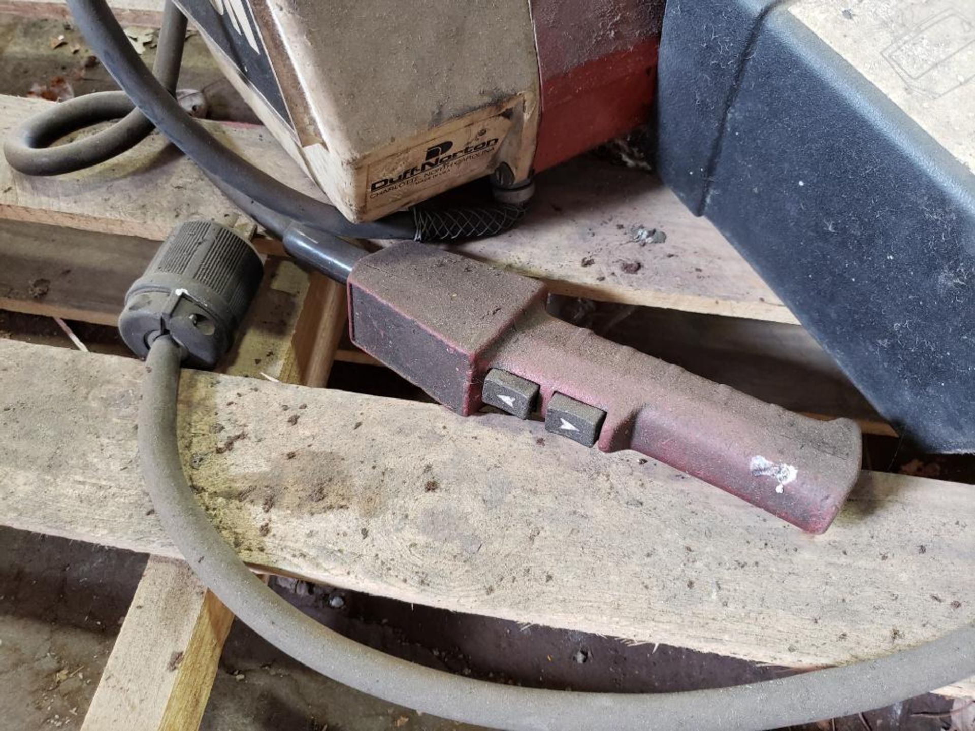 Coffing 1/2-Ton chain hoist with Coffing 2-Ton trolley. - Image 5 of 5