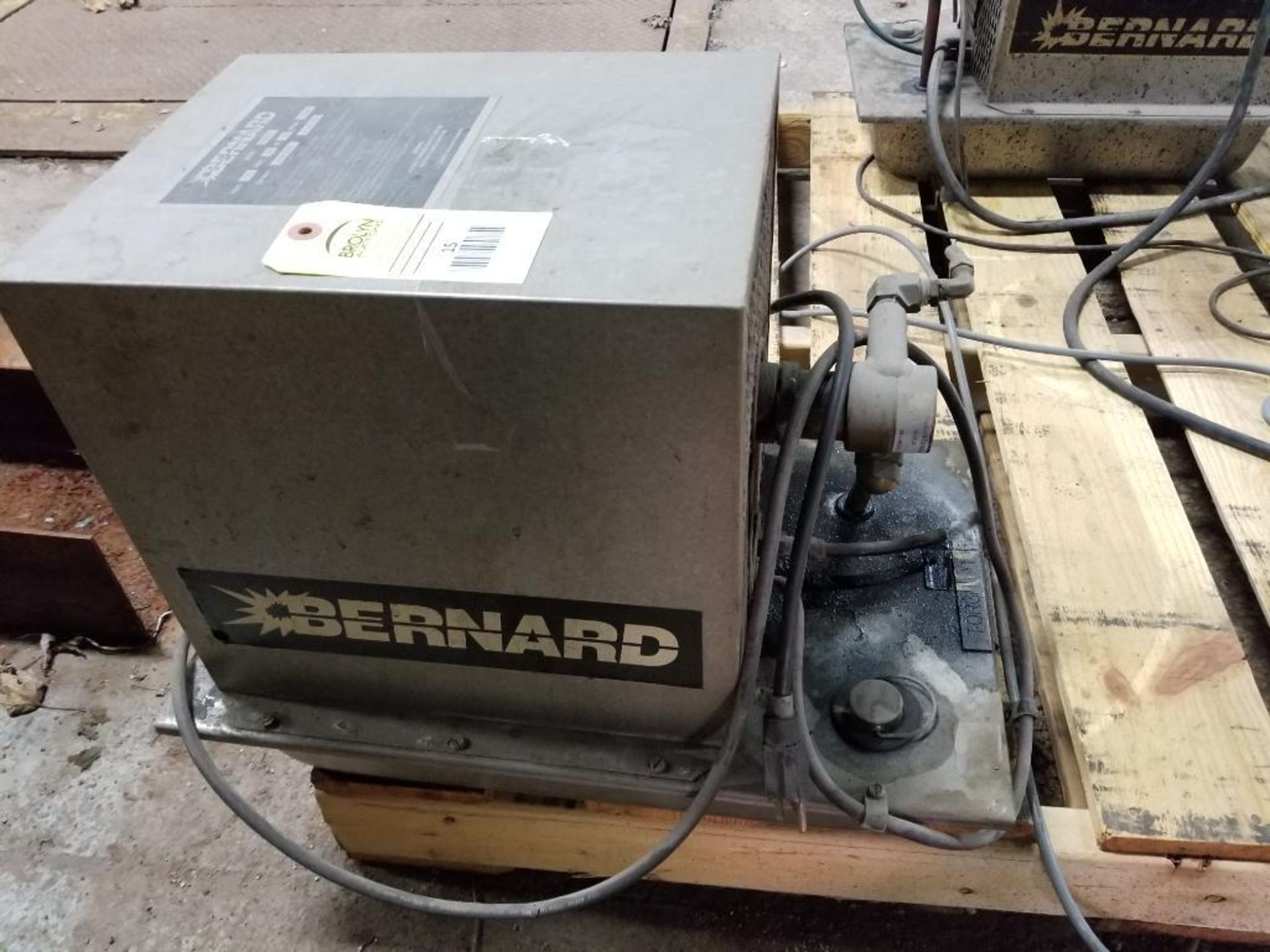 Bernard 3500SS welding chiller. 115V, 1PH, 3-Gallon Capacity.