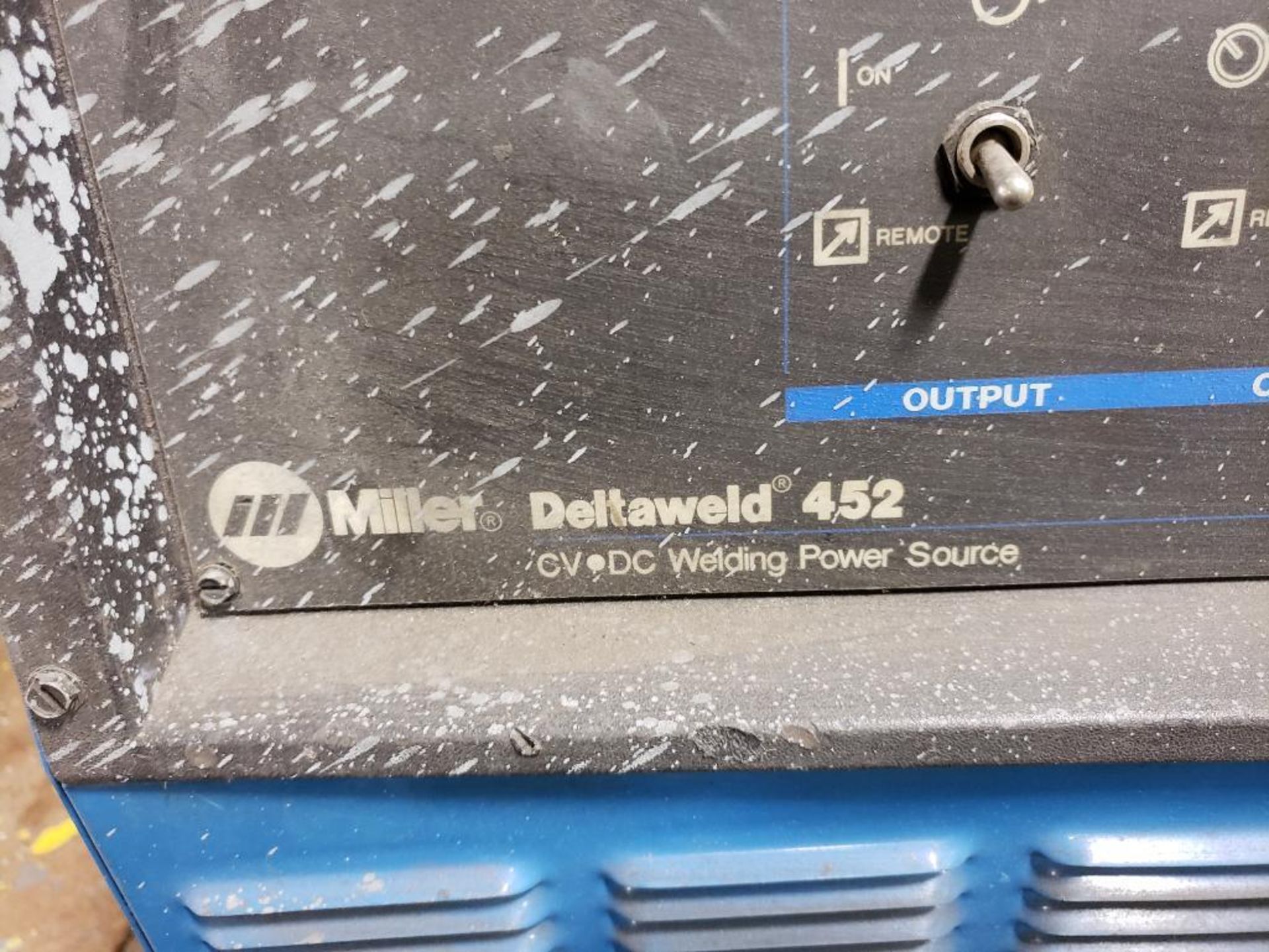 Miller Deltaweld 452 CV-DC Welding power source with 22A 24V wire feeder. - Image 2 of 4