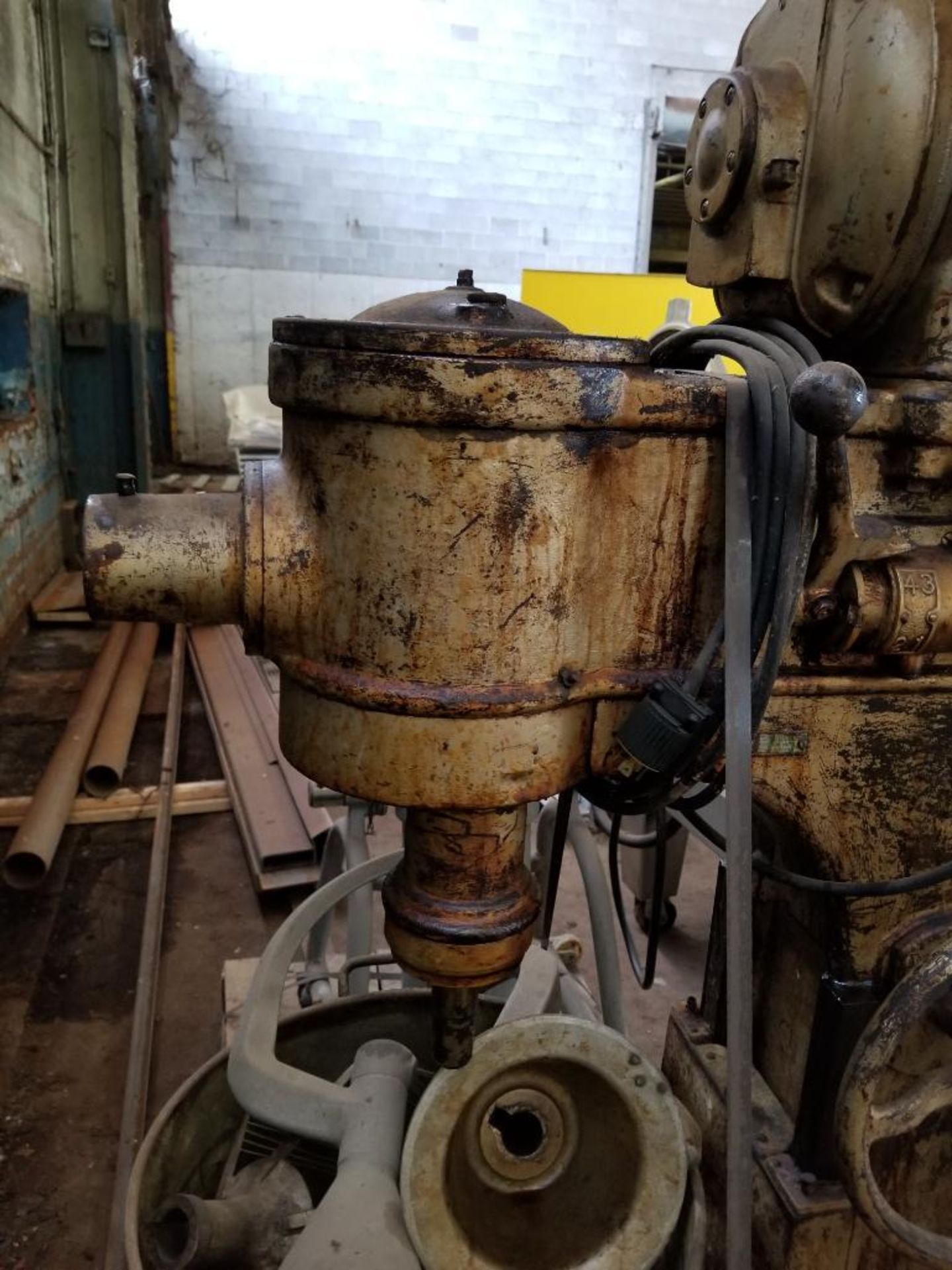 Hobart dough mixer. - Image 4 of 11