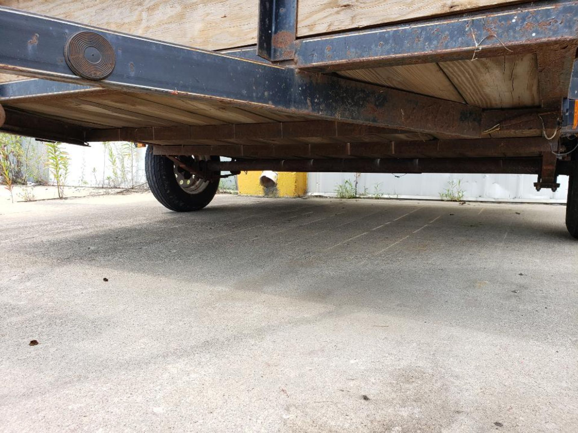 Carry-On 6x8 ramp utility trailer. Includes title. - Image 9 of 12