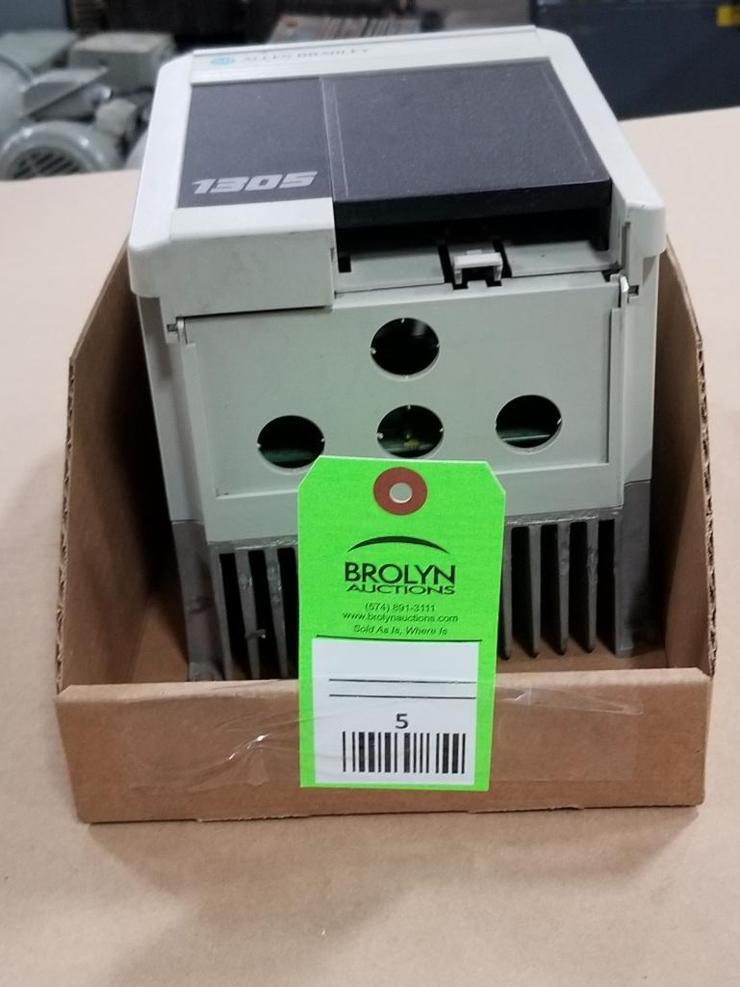 Allen Bradley 1305-BA03A 1305 variable frequency drive.