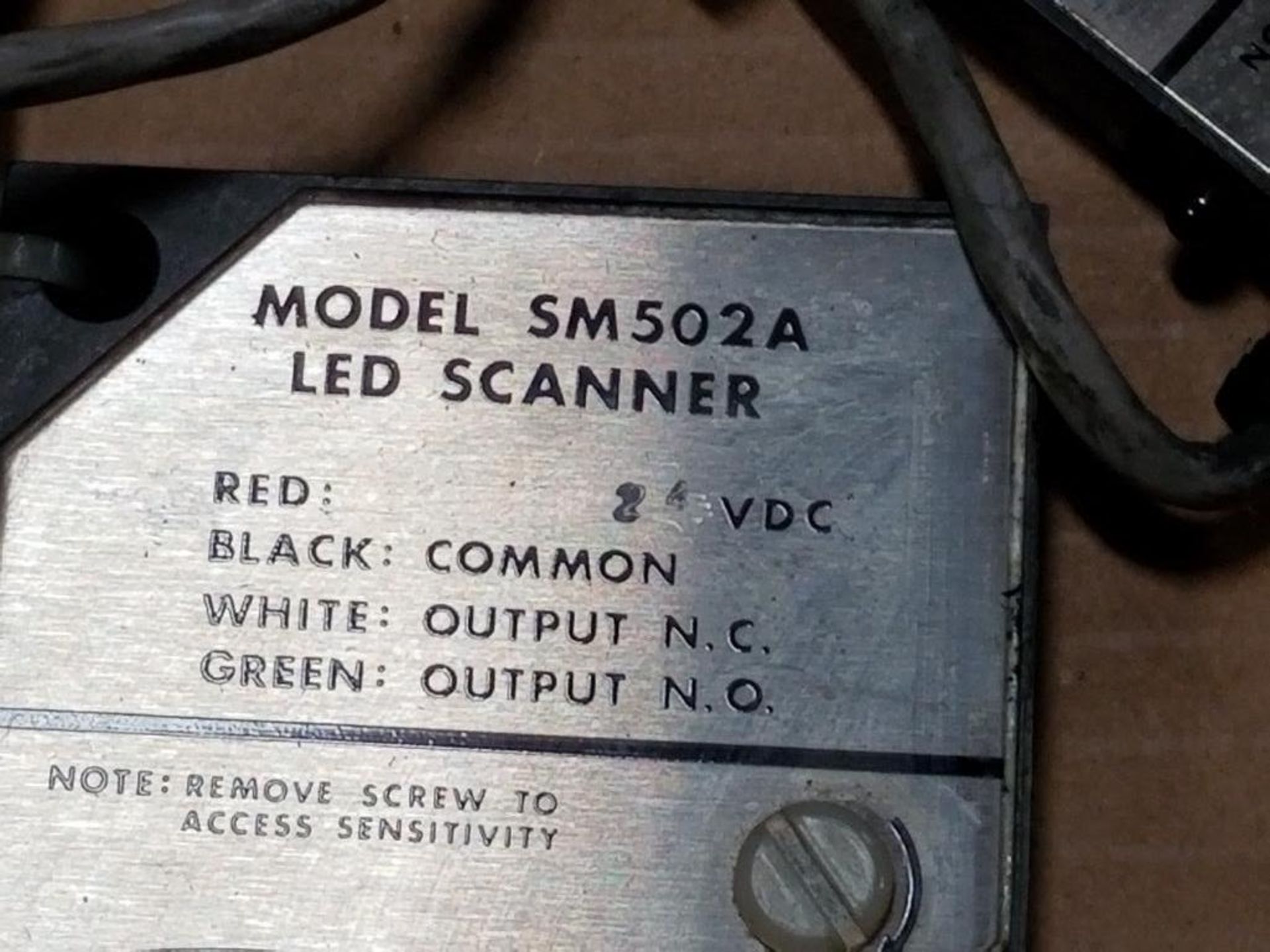 Qty 4 - Banner SM502A LED Scanner. - Image 4 of 6