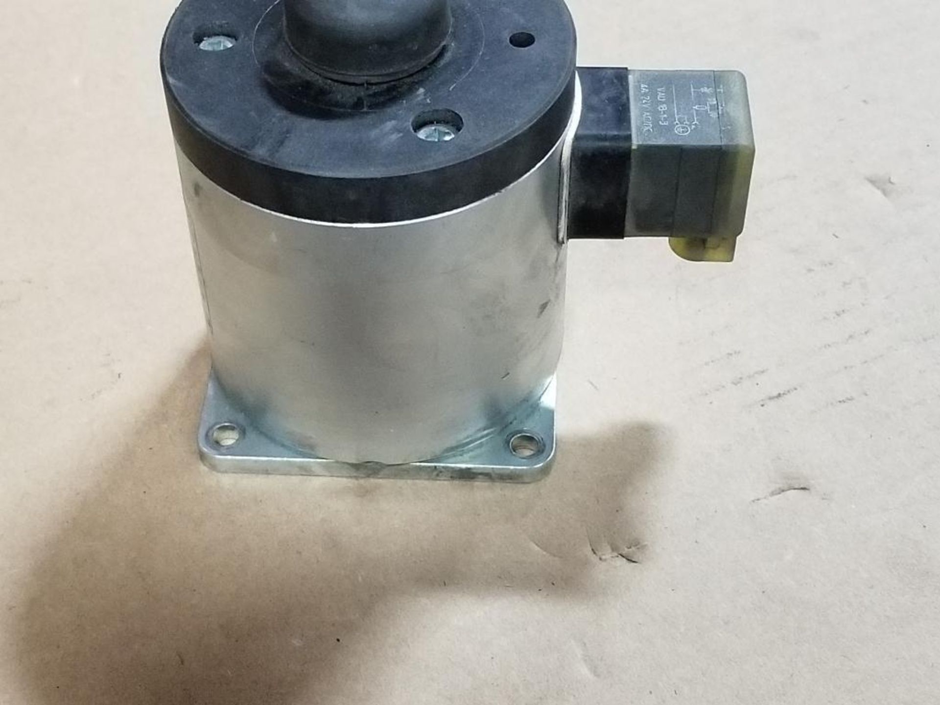 Qty 2 - Kendrion 41090045 solenoid valves. - Image 4 of 5